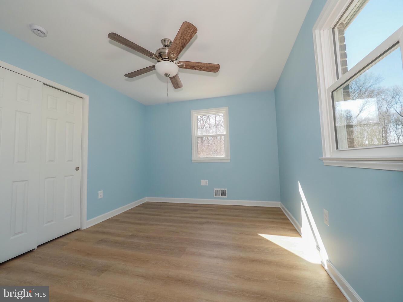 WILLIAMSBURG - Residential