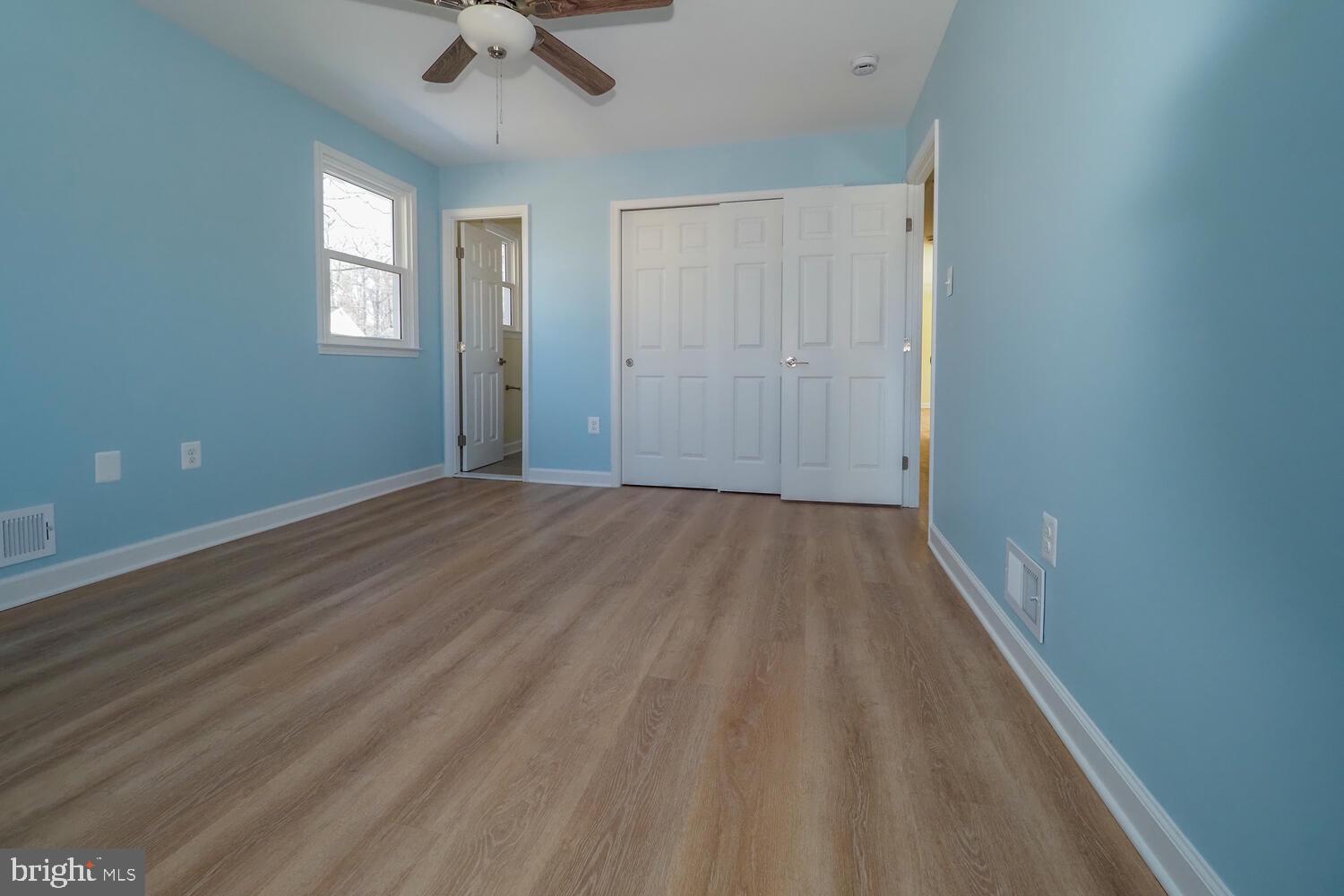 WILLIAMSBURG - Residential