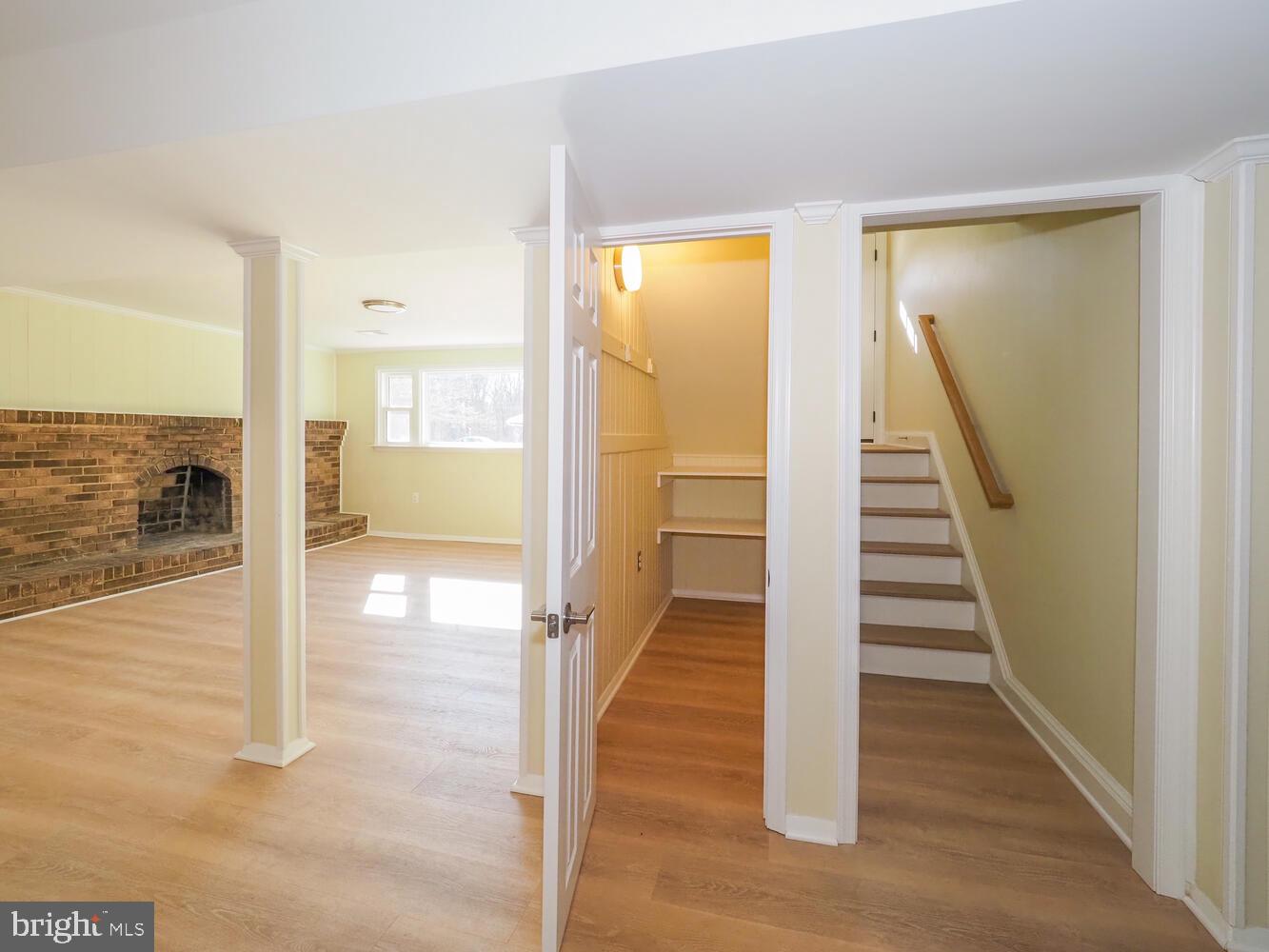 WILLIAMSBURG - Residential