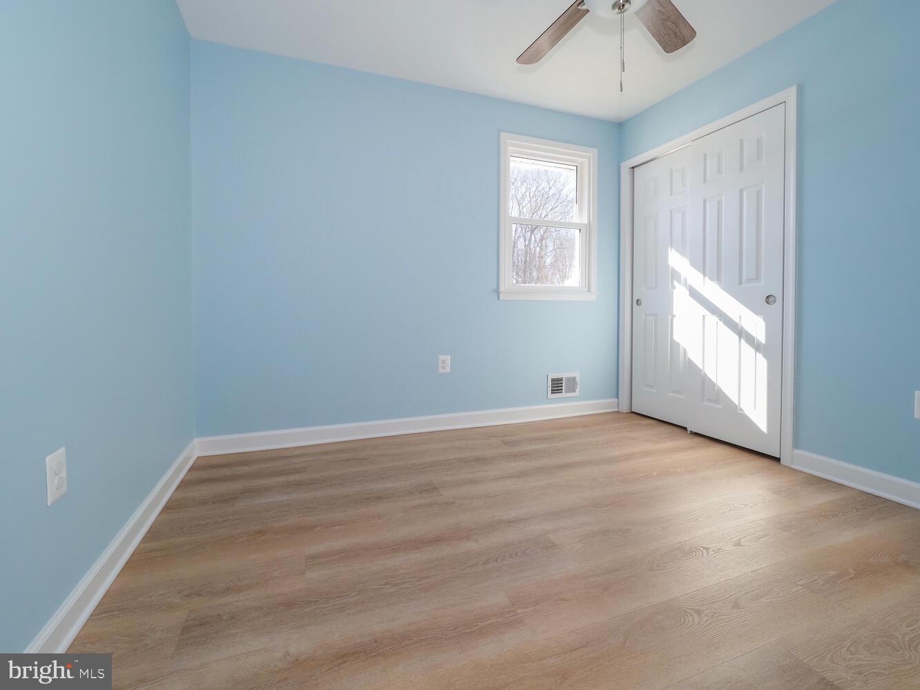 WILLIAMSBURG - Residential