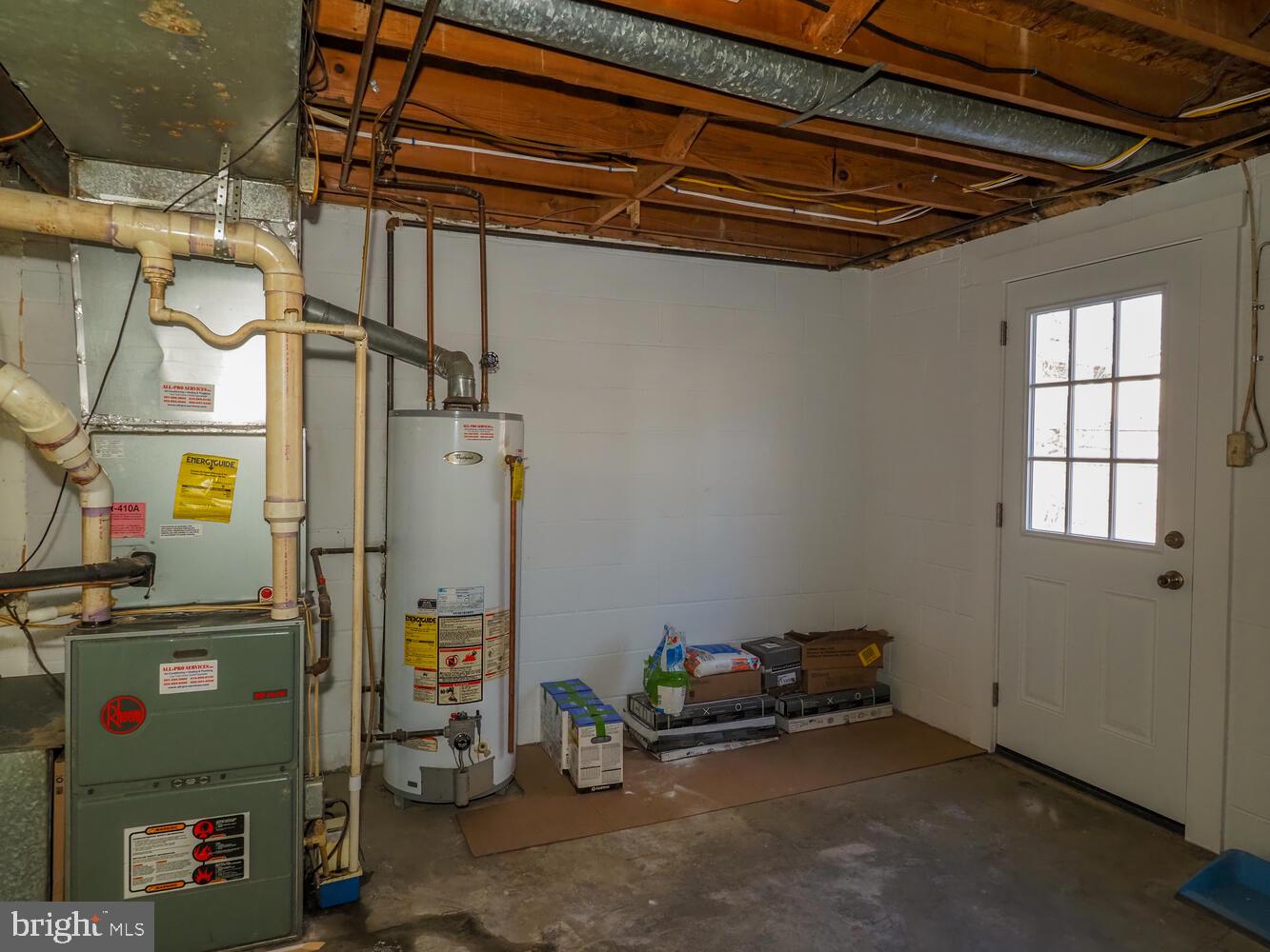 WILLIAMSBURG - Residential