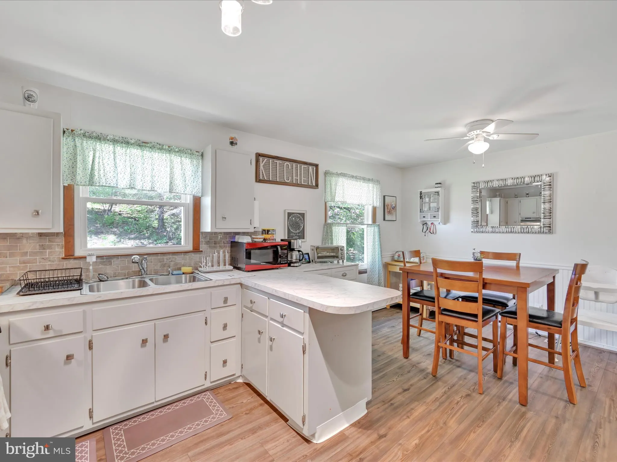 Leesport, Pennsylvania 19533, United States, 4 Bedrooms Bedrooms, ,2 BathroomsBathrooms,Residential,Active,120598