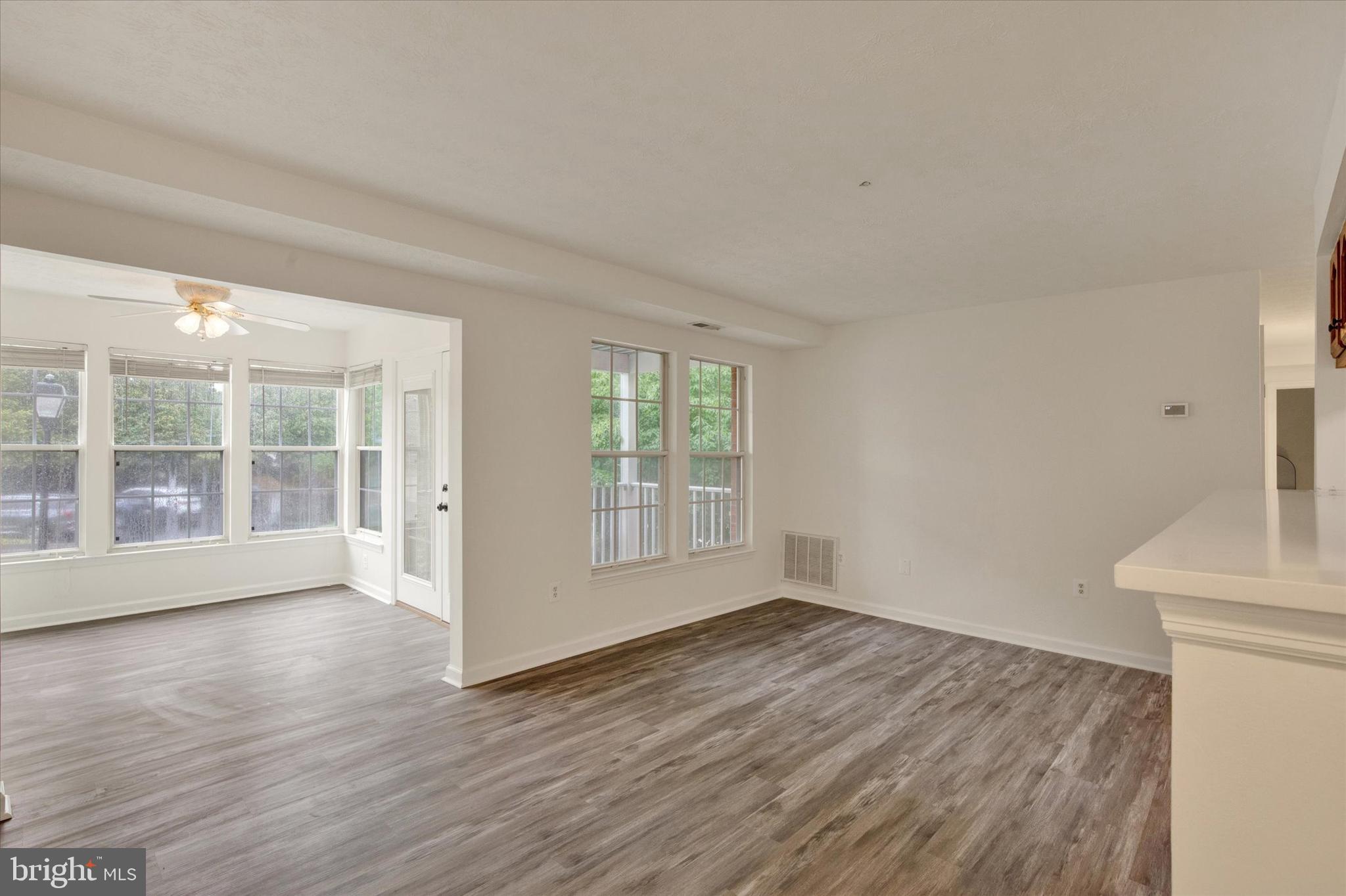 9101 LINCOLNSHIRE COURT E E
