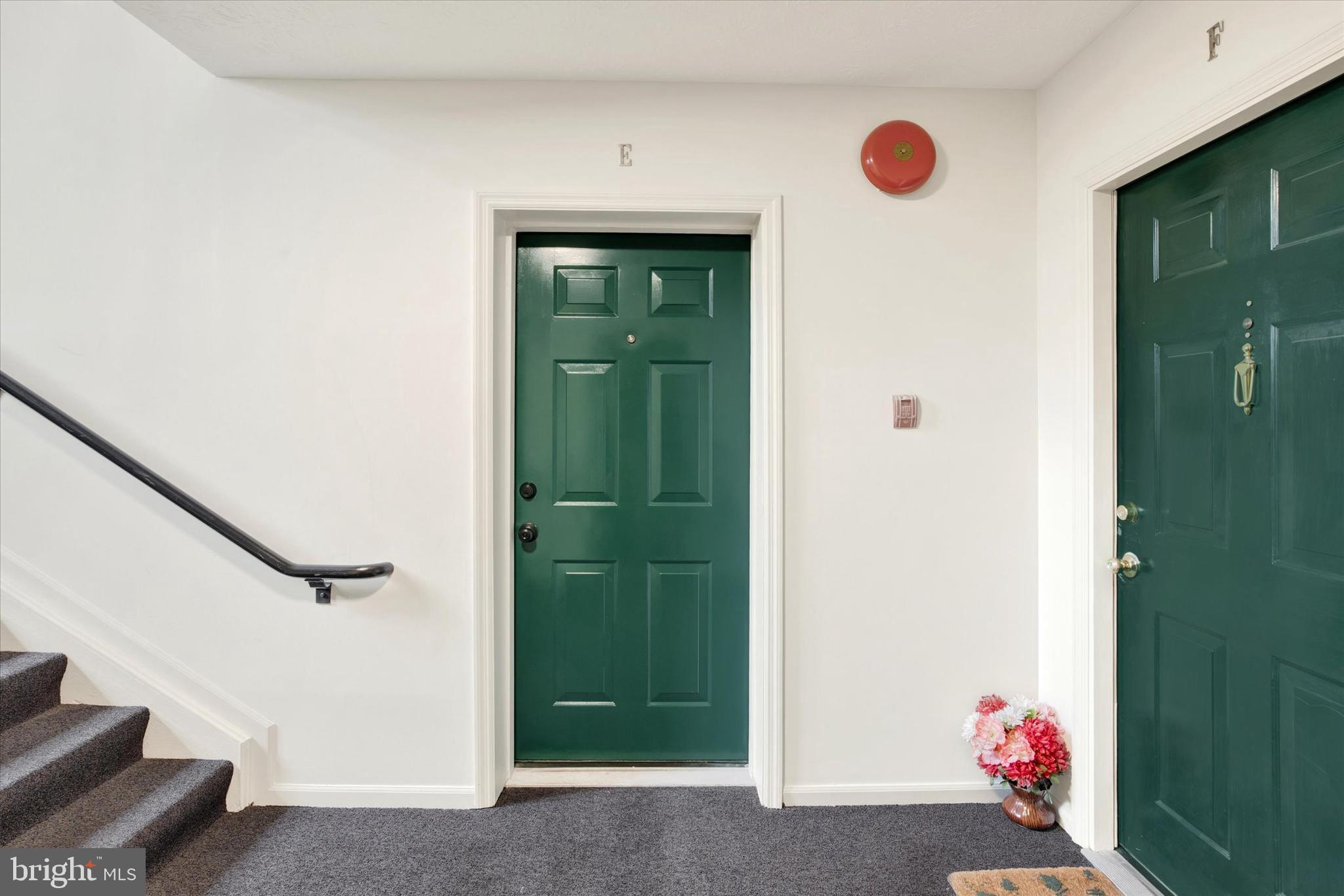 9101 LINCOLNSHIRE COURT E E