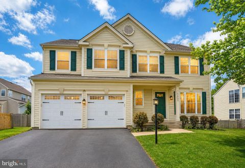 Photo of 12905 Aspire Court, BRISTOW, VA 20136 (MLS # VAPW2118542)