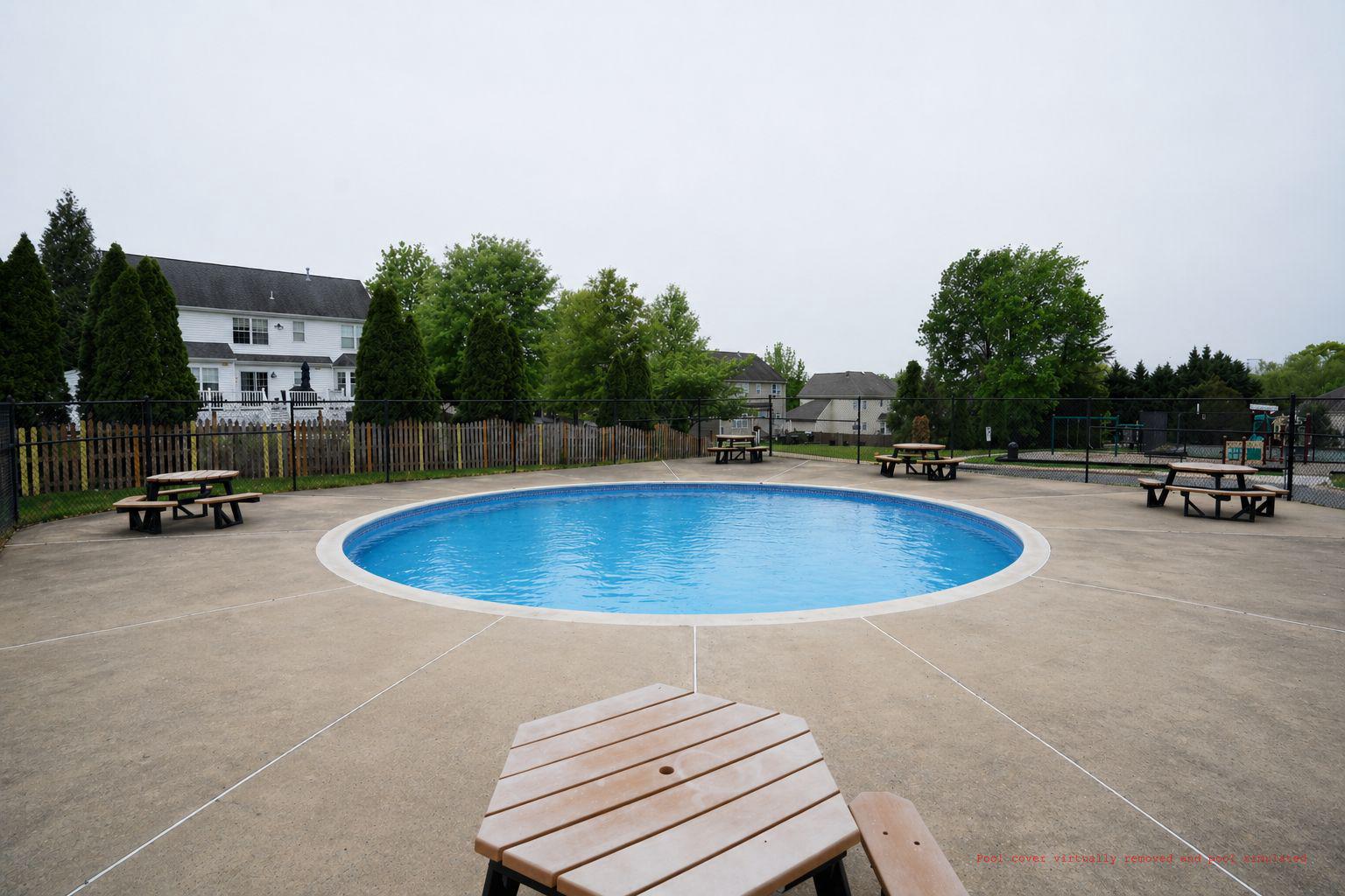 BRIDLEWOOD MANOR - Residential