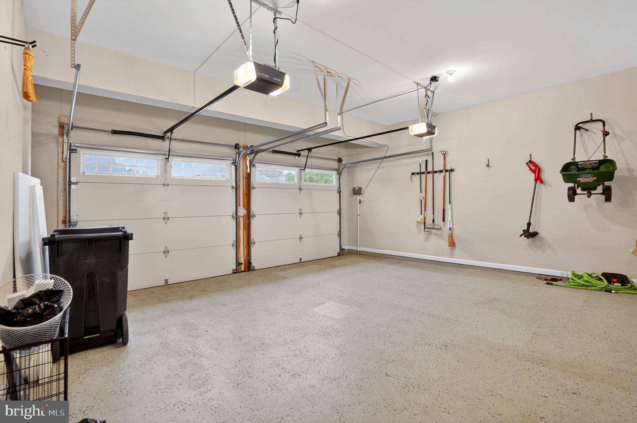 BRIDLEWOOD MANOR - Residential