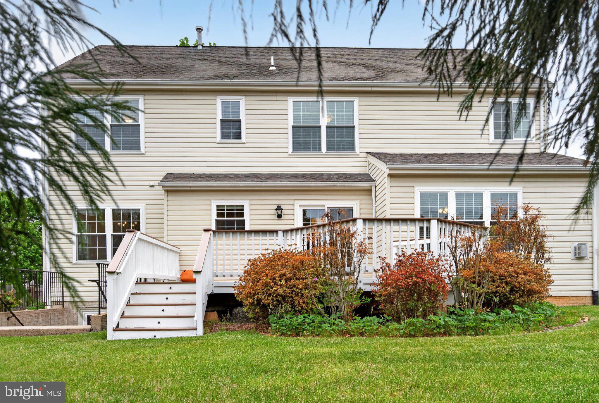 BRIDLEWOOD MANOR - Residential