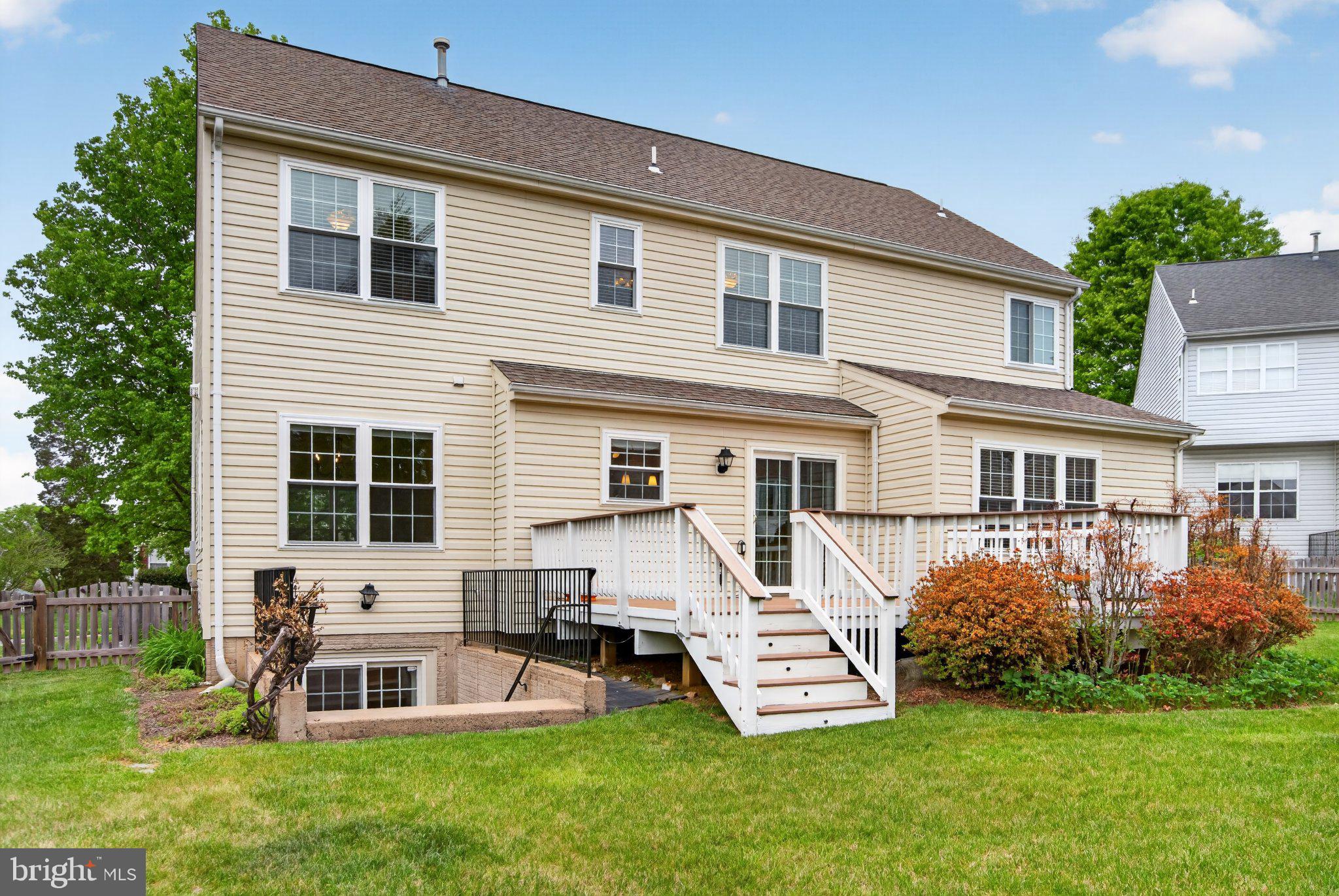 BRIDLEWOOD MANOR - Residential