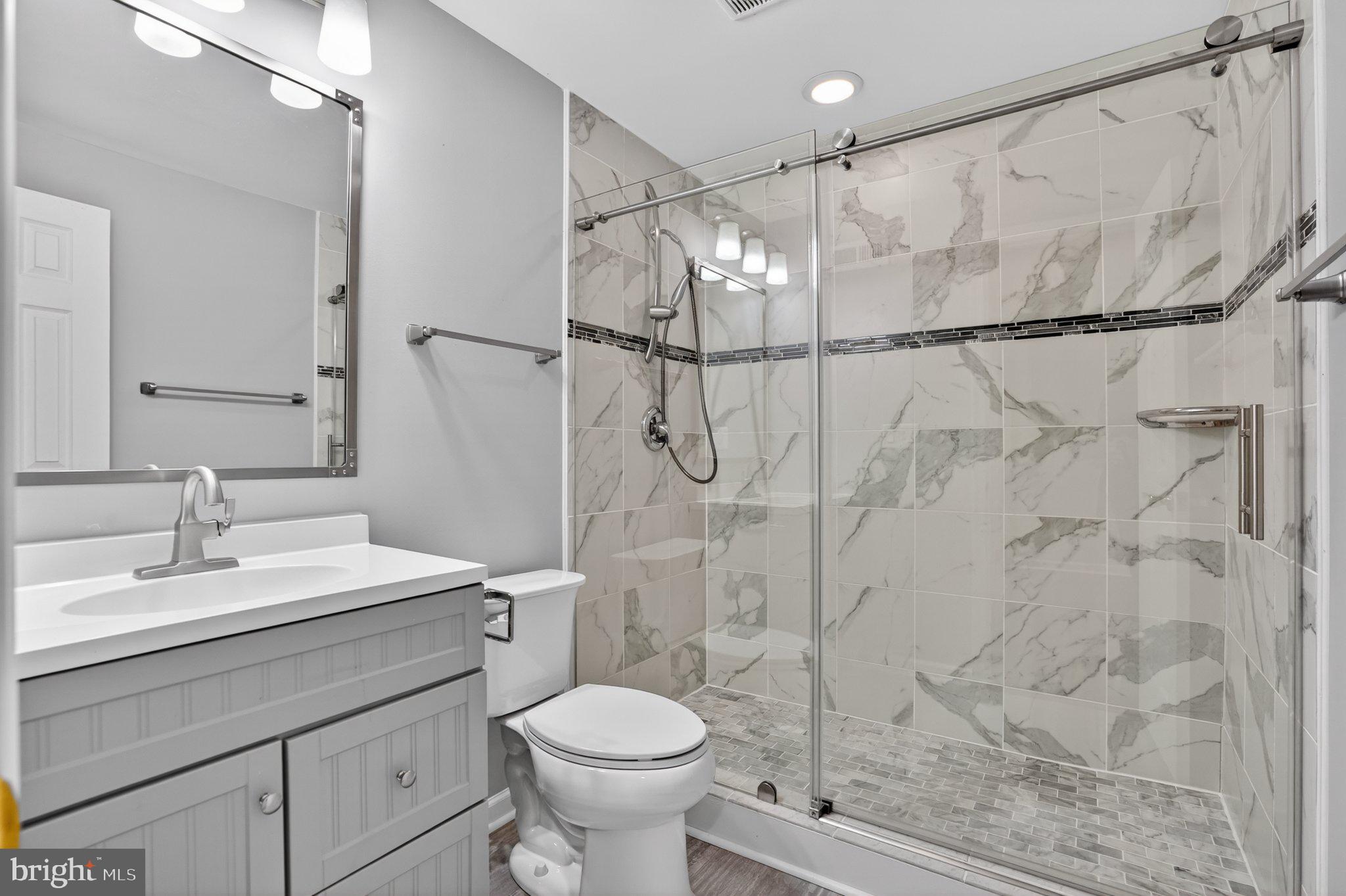 BRIDLEWOOD MANOR - Residential