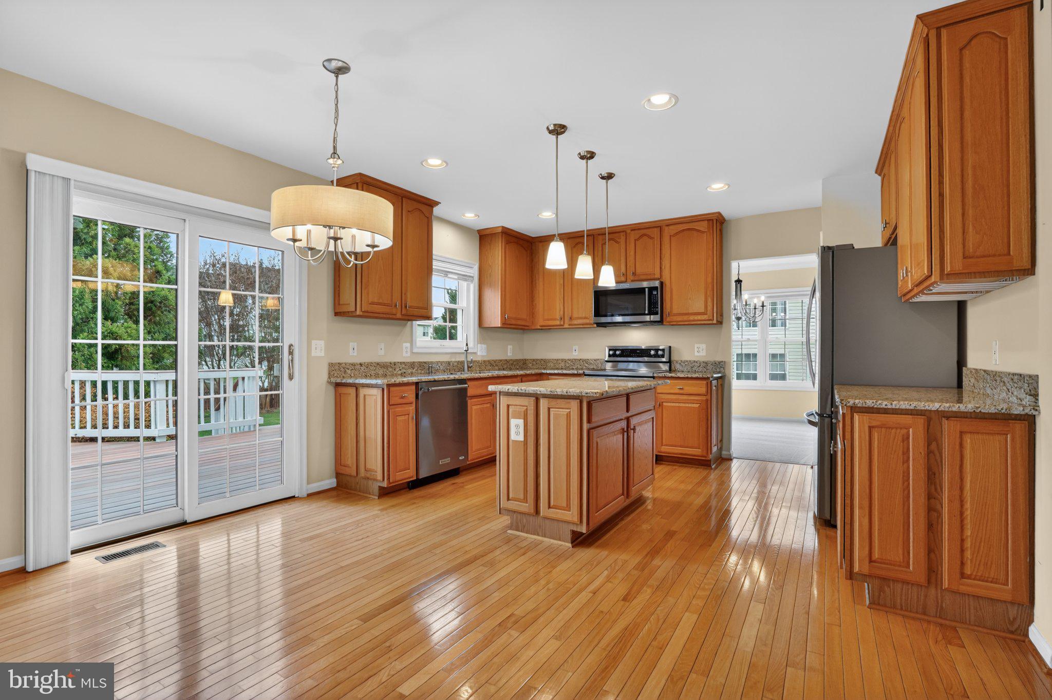 BRIDLEWOOD MANOR - Residential