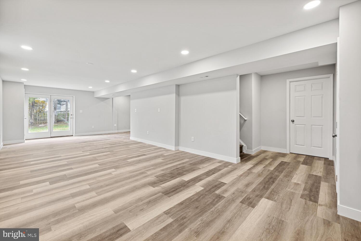 SUMMERFIELD CROSSING - Residential Lease