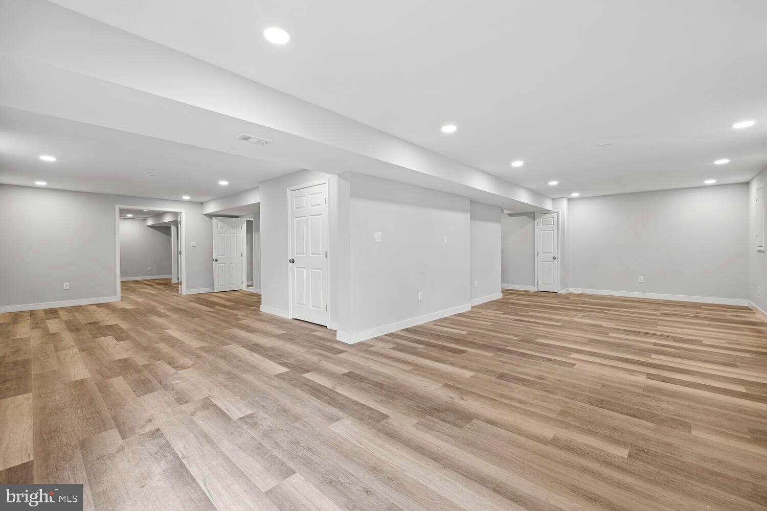 SUMMERFIELD CROSSING - Residential Lease