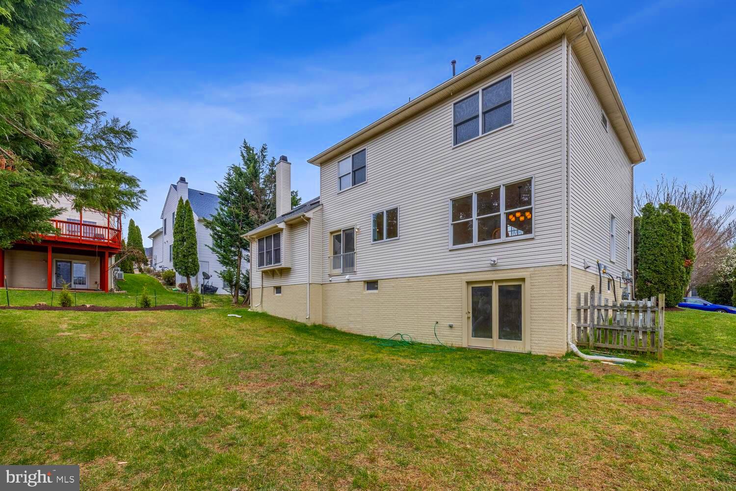 SUMMERFIELD CROSSING - Residential Lease