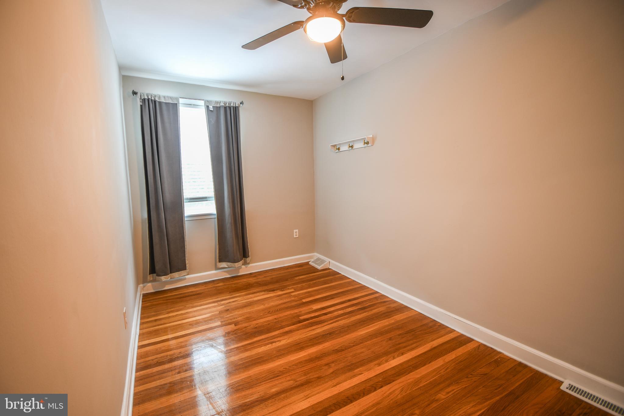 ROXBOROUGH - Residential Lease