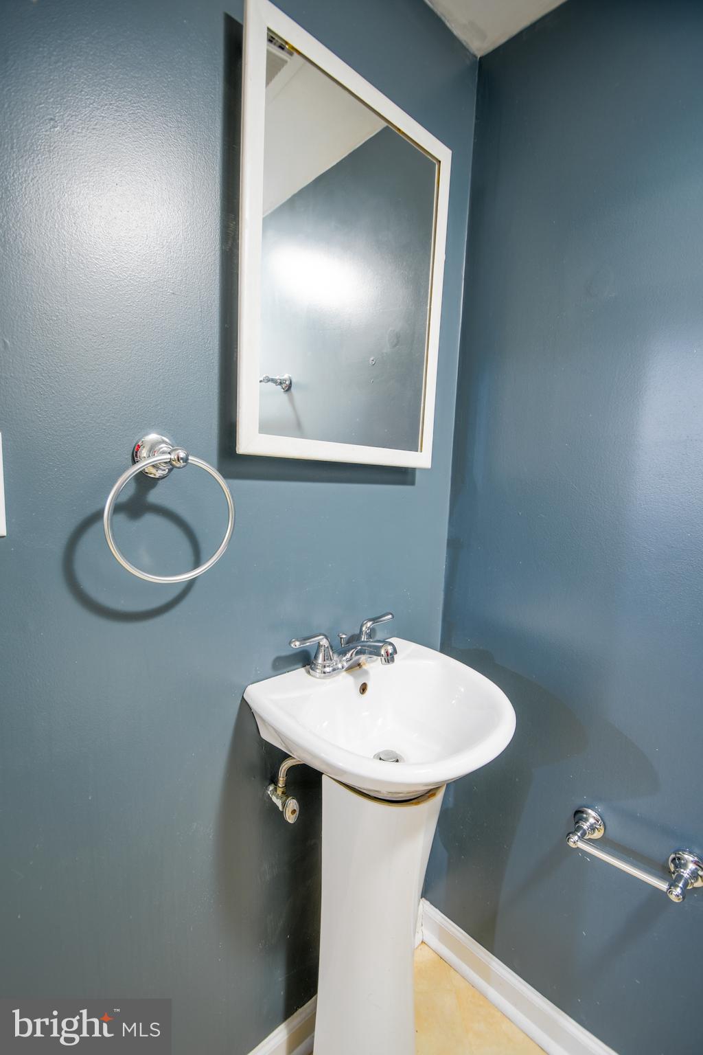 ROXBOROUGH - Residential Lease