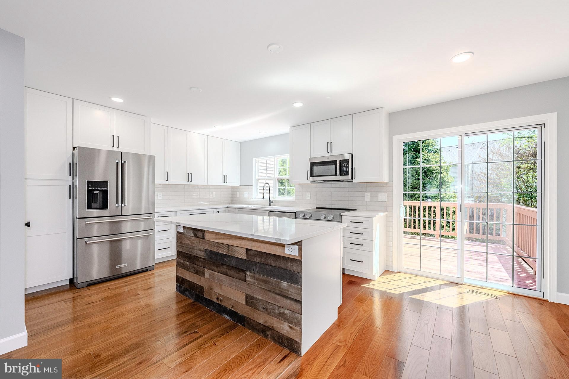 FOXBOROUGH - Residential