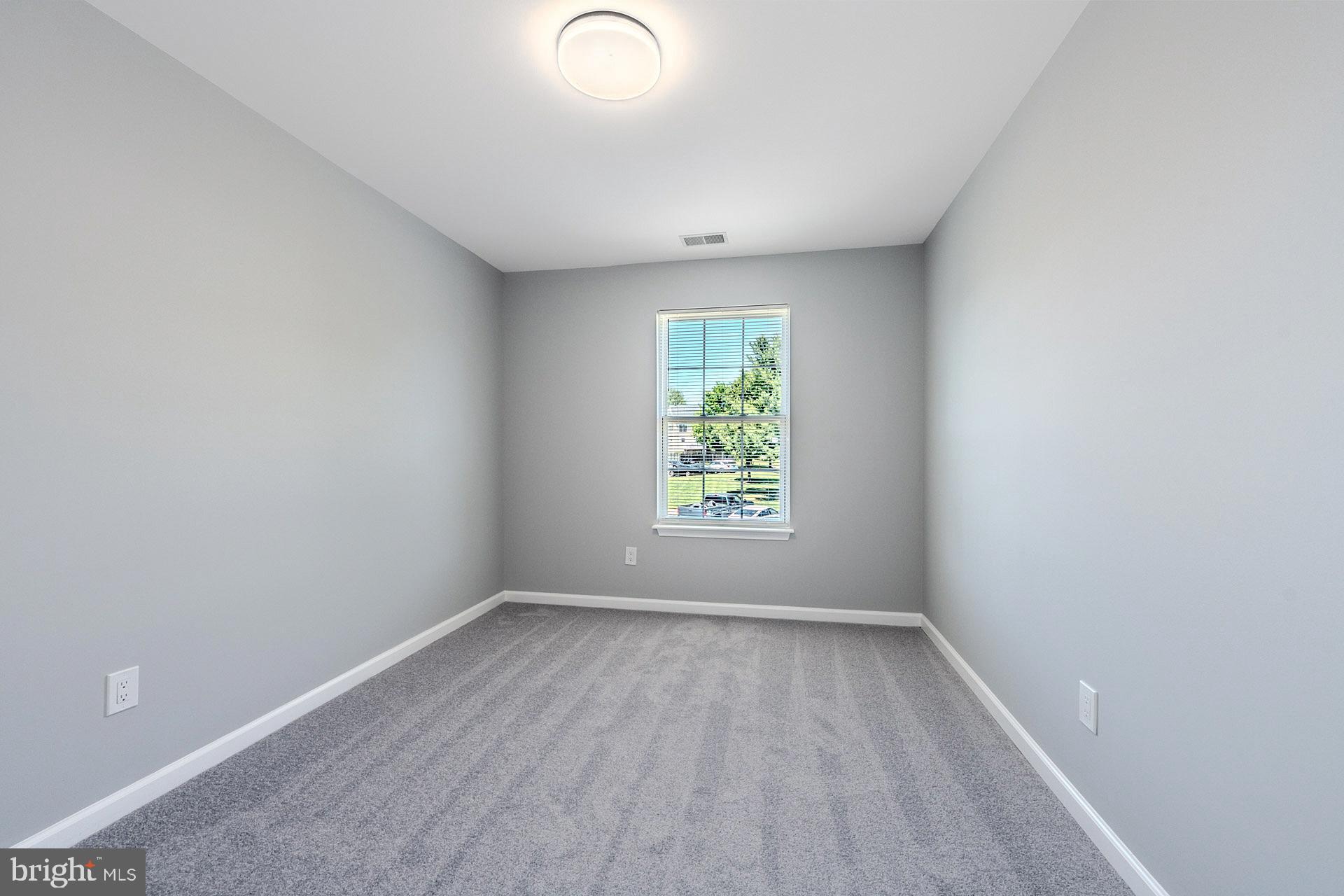 FOXBOROUGH - Residential