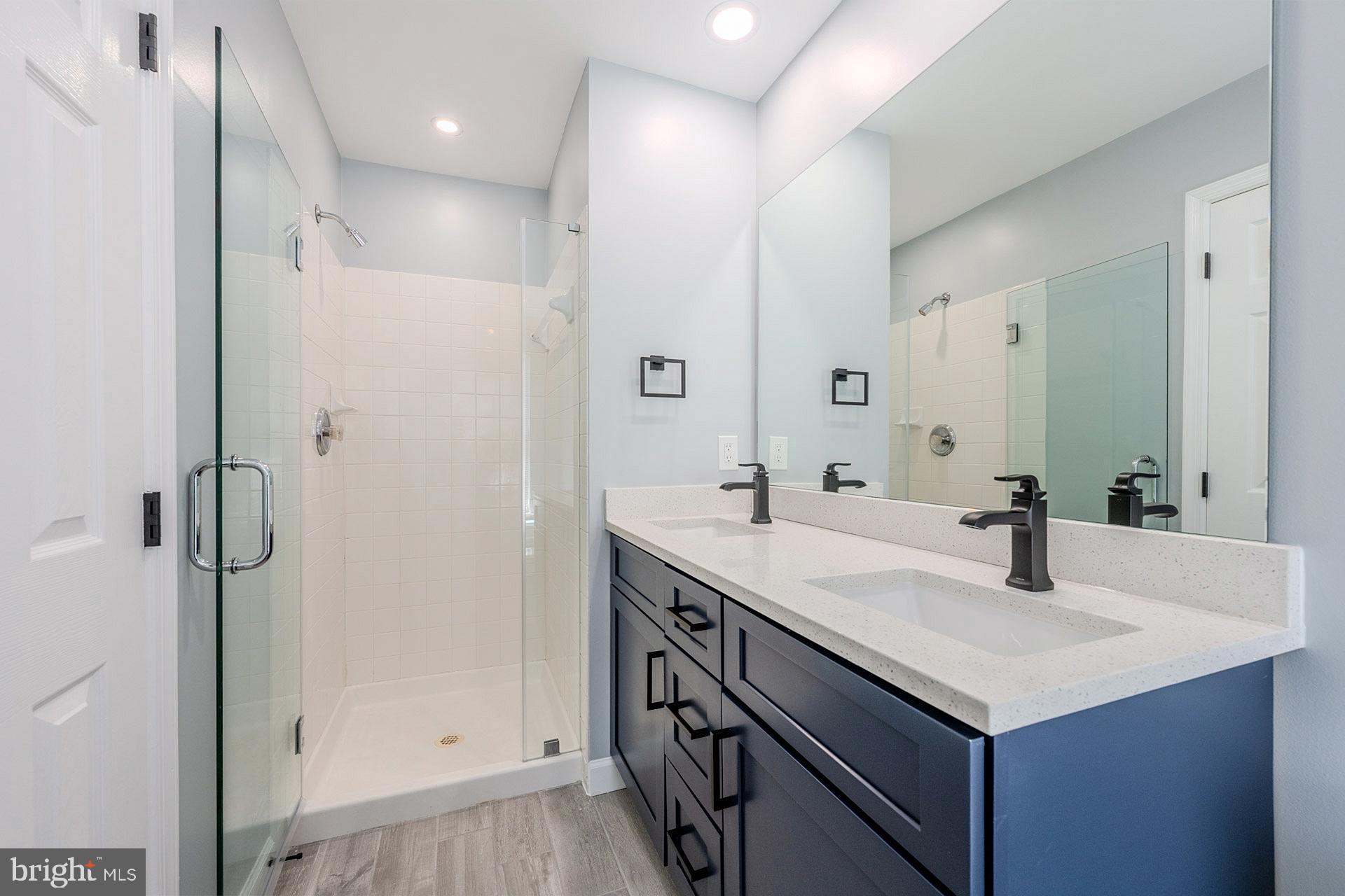 FOXBOROUGH - Residential