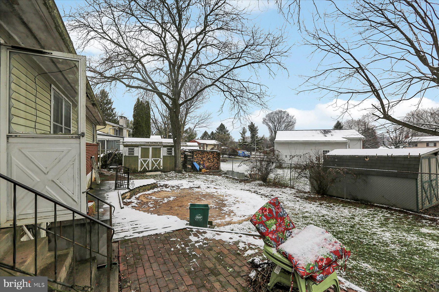 HENRY HOUCK LANE AREA - Residential