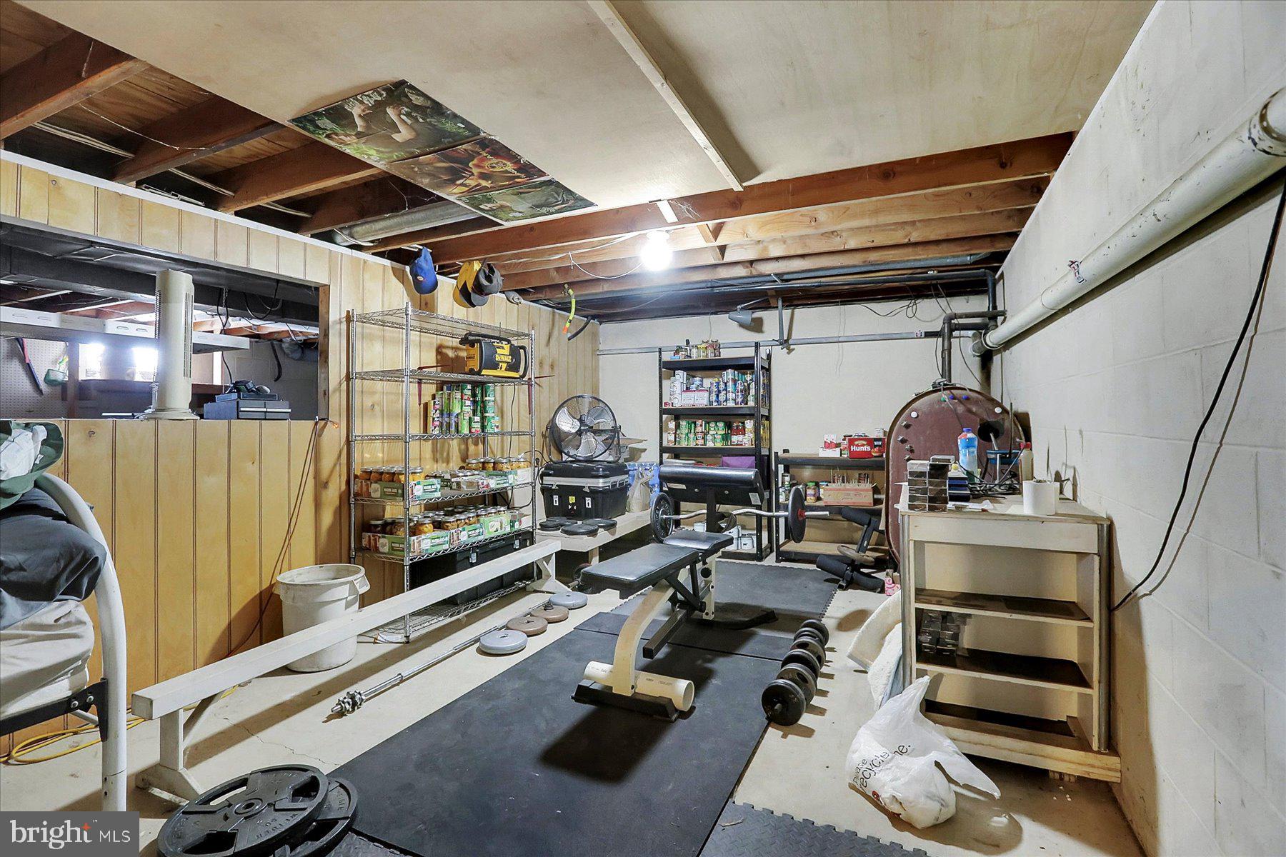 HENRY HOUCK LANE AREA - Residential