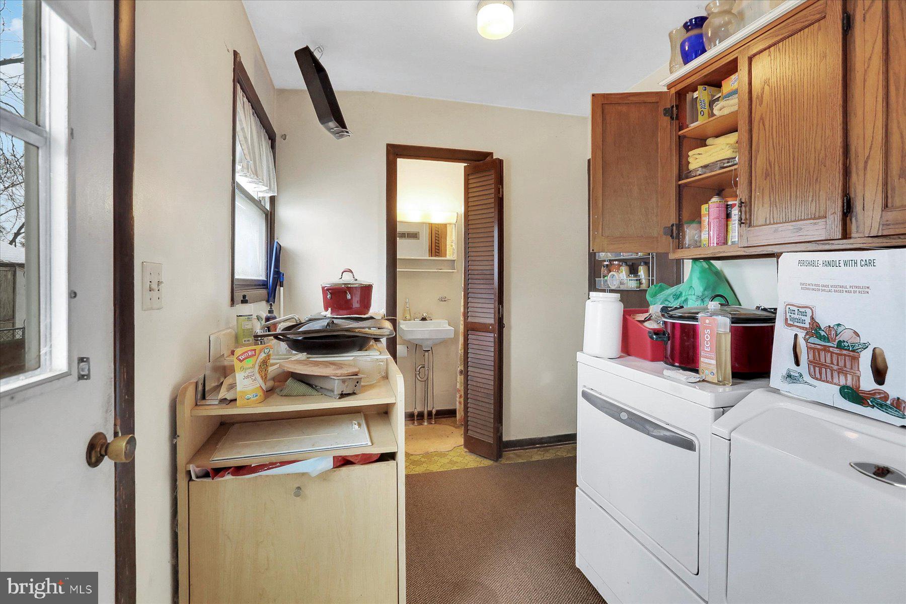 HENRY HOUCK LANE AREA - Residential