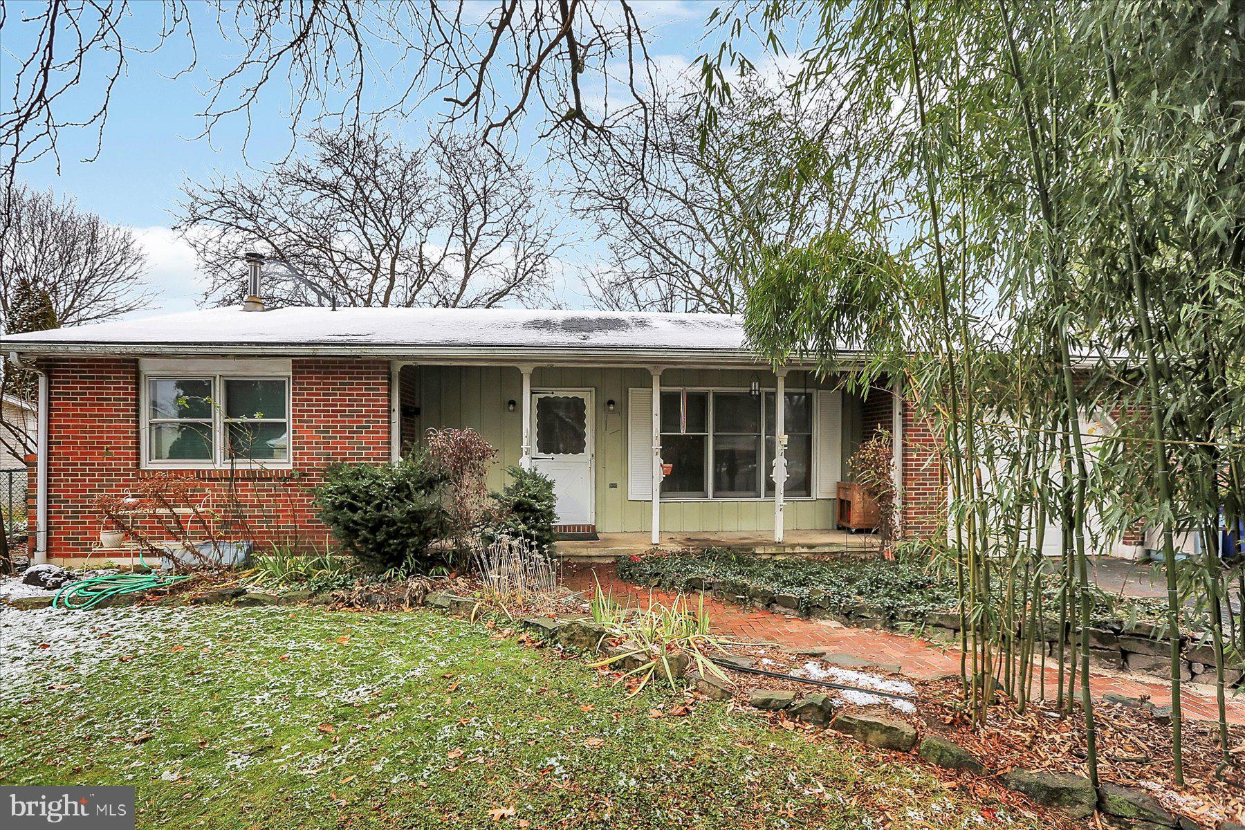 HENRY HOUCK LANE AREA - Residential