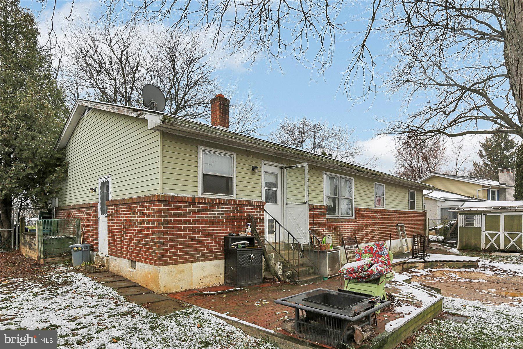 HENRY HOUCK LANE AREA - Residential