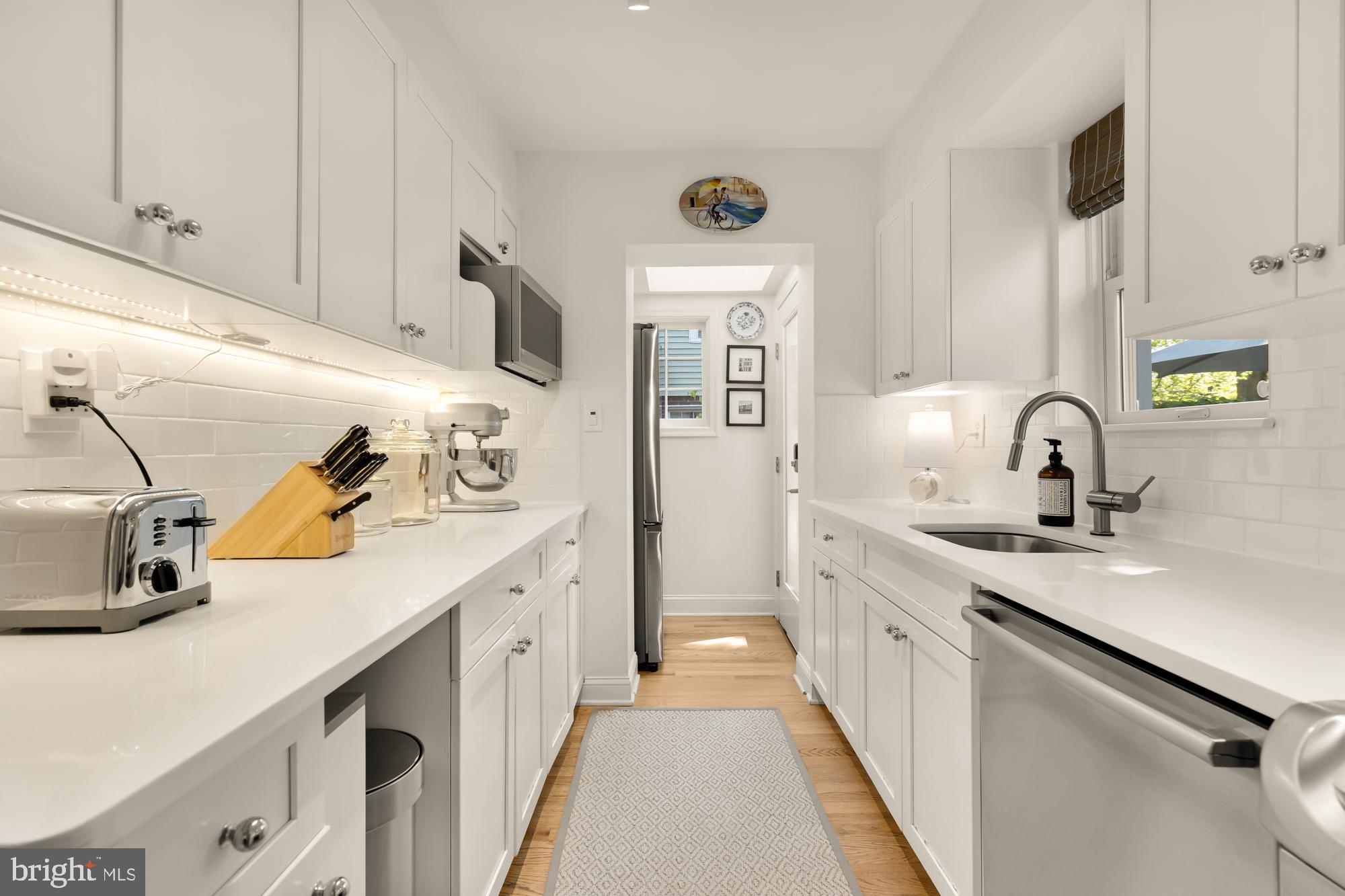 ROSEMARY HILLS - Residential Lease