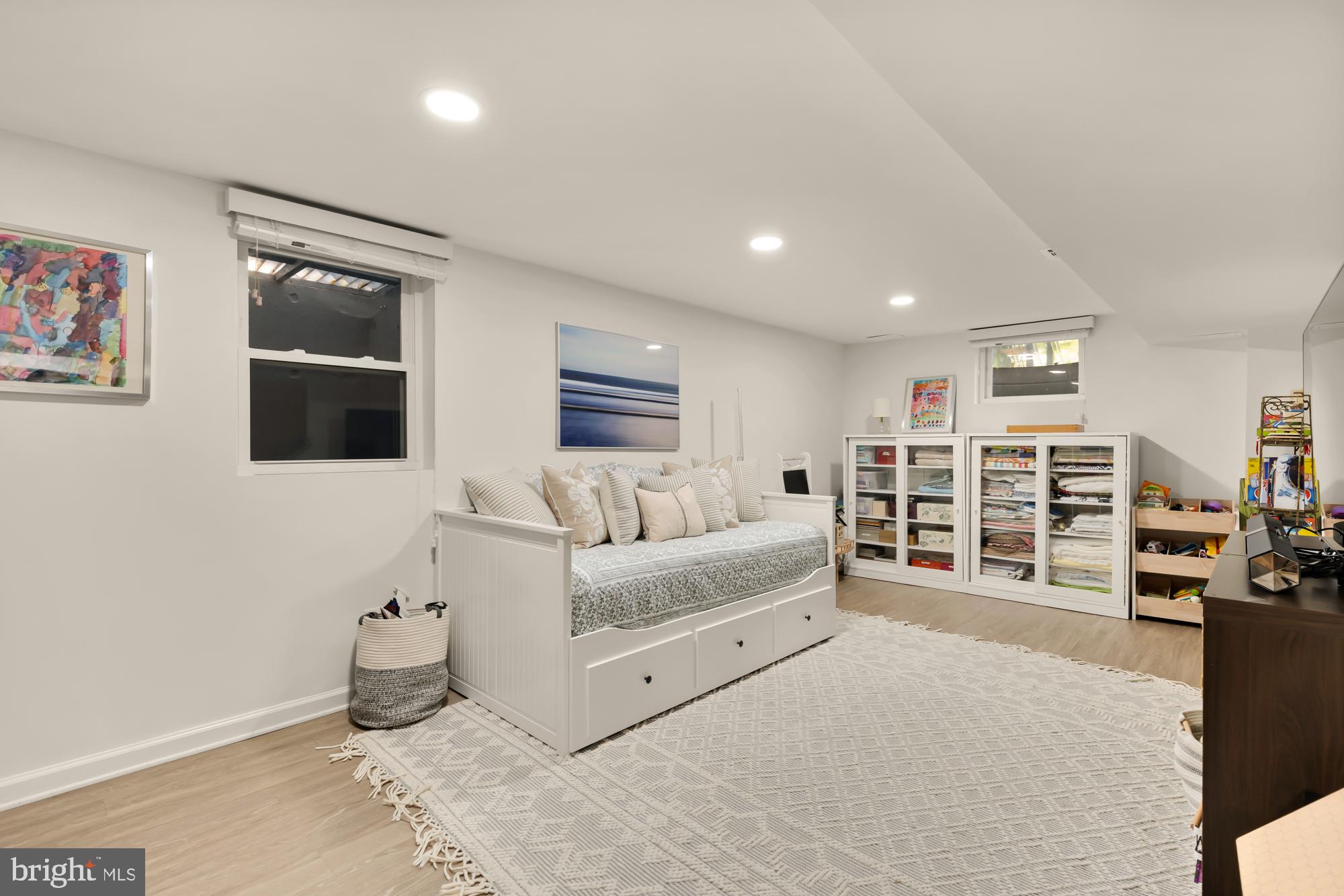 ROSEMARY HILLS - Residential Lease