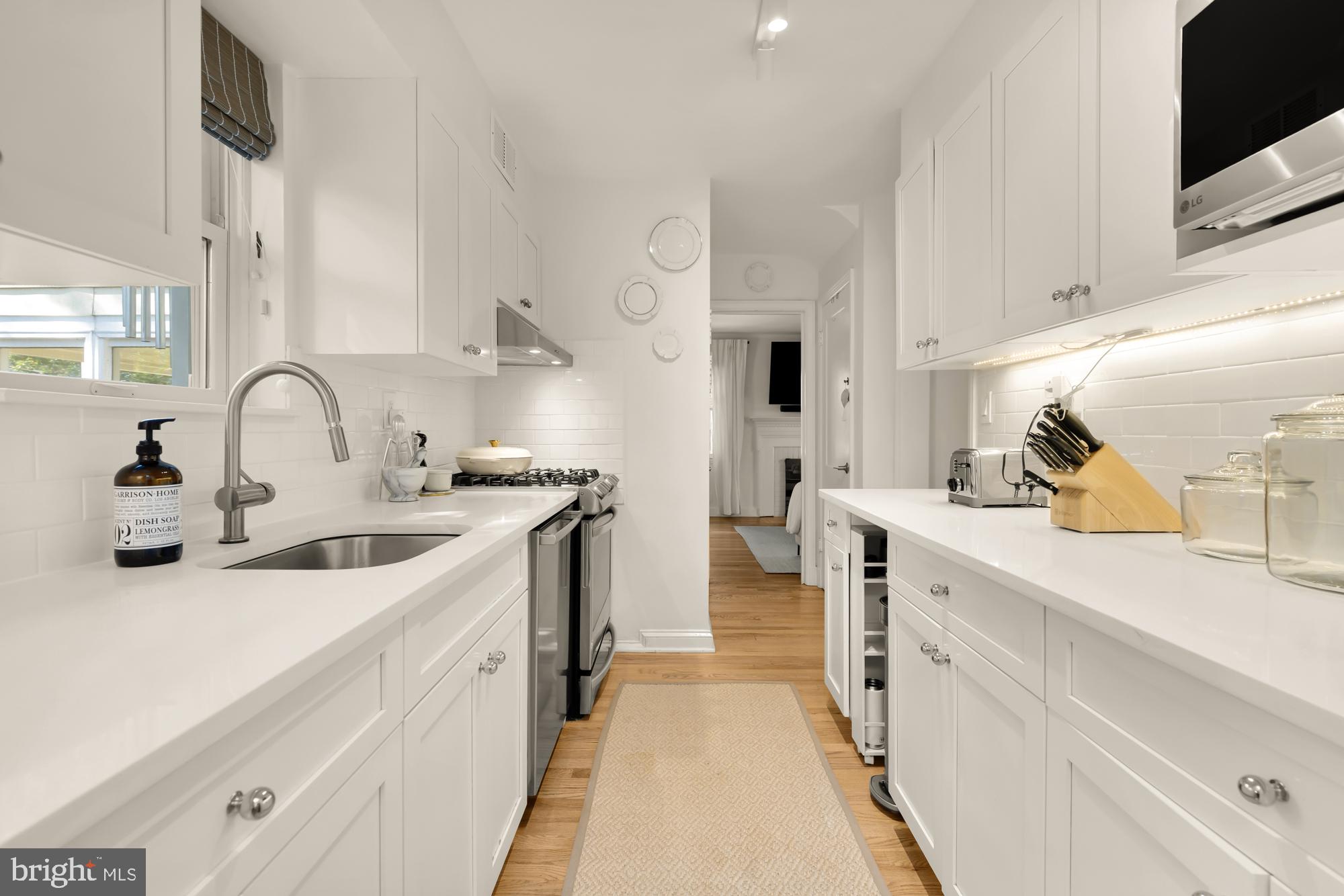 ROSEMARY HILLS - Residential Lease