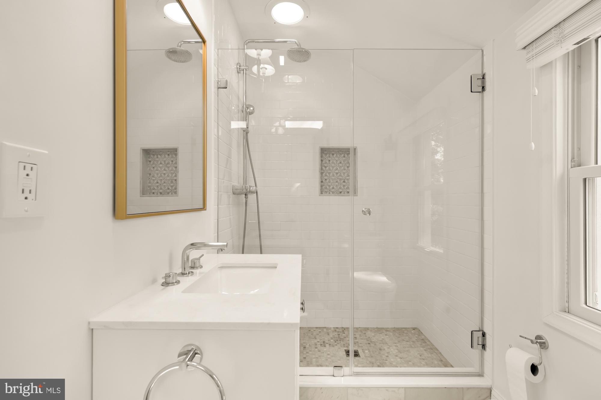 ROSEMARY HILLS - Residential Lease