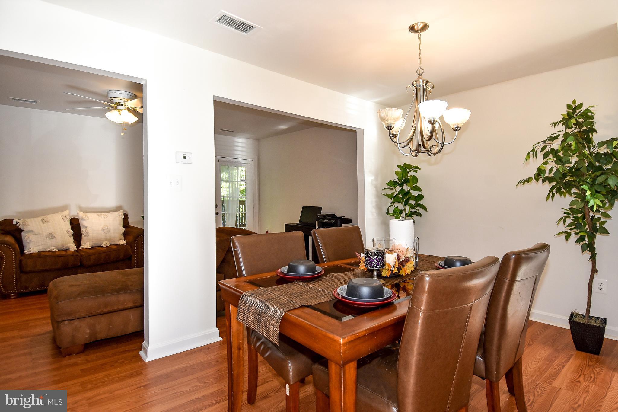 DALE CITY - Residential