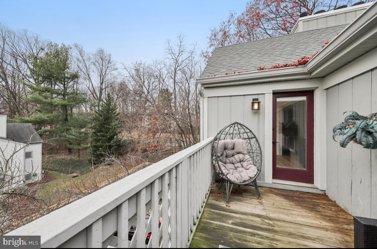 HUNTERS CROSSING - Residential