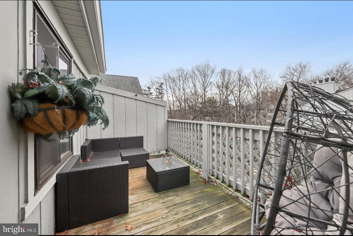 HUNTERS CROSSING - Residential