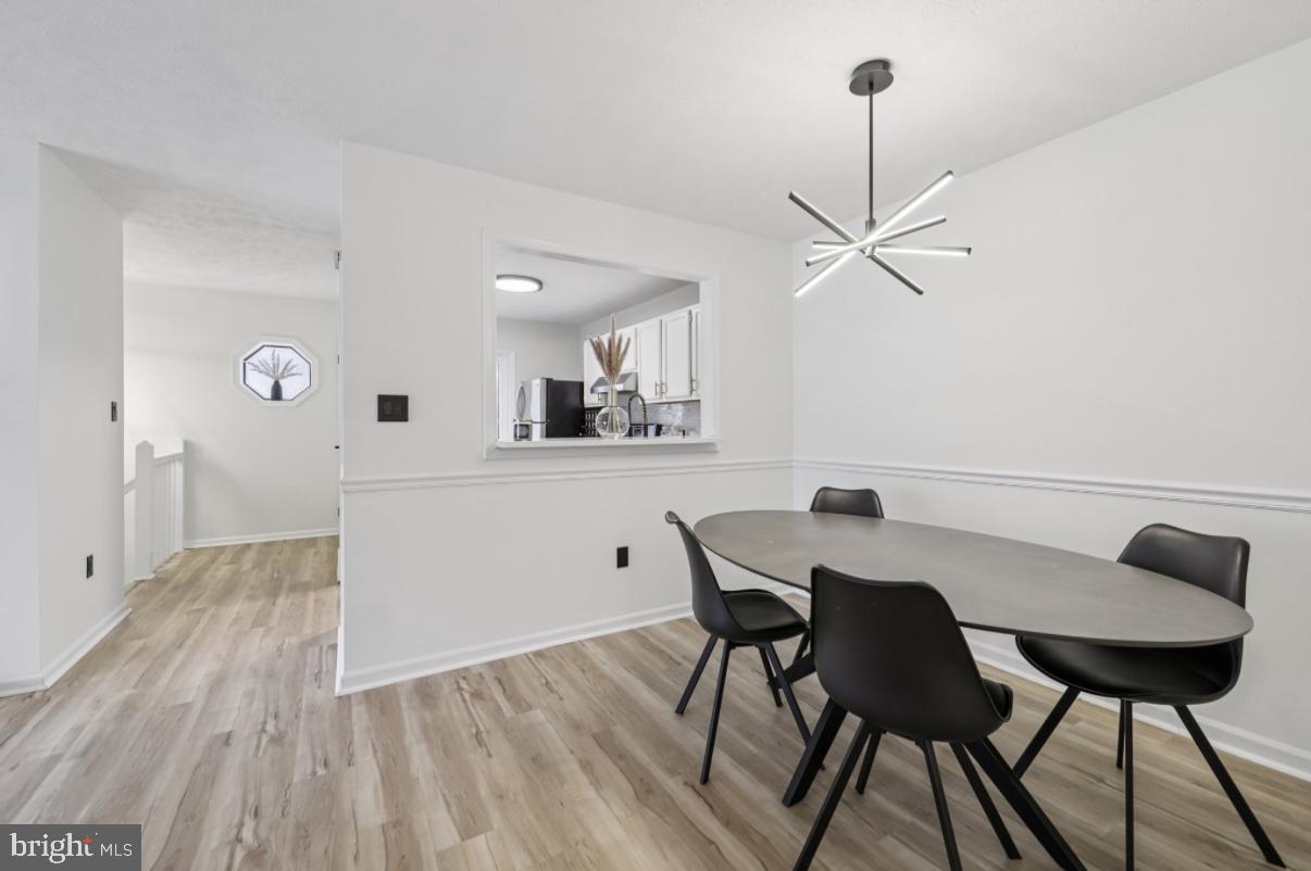 HUNTERS CROSSING - Residential