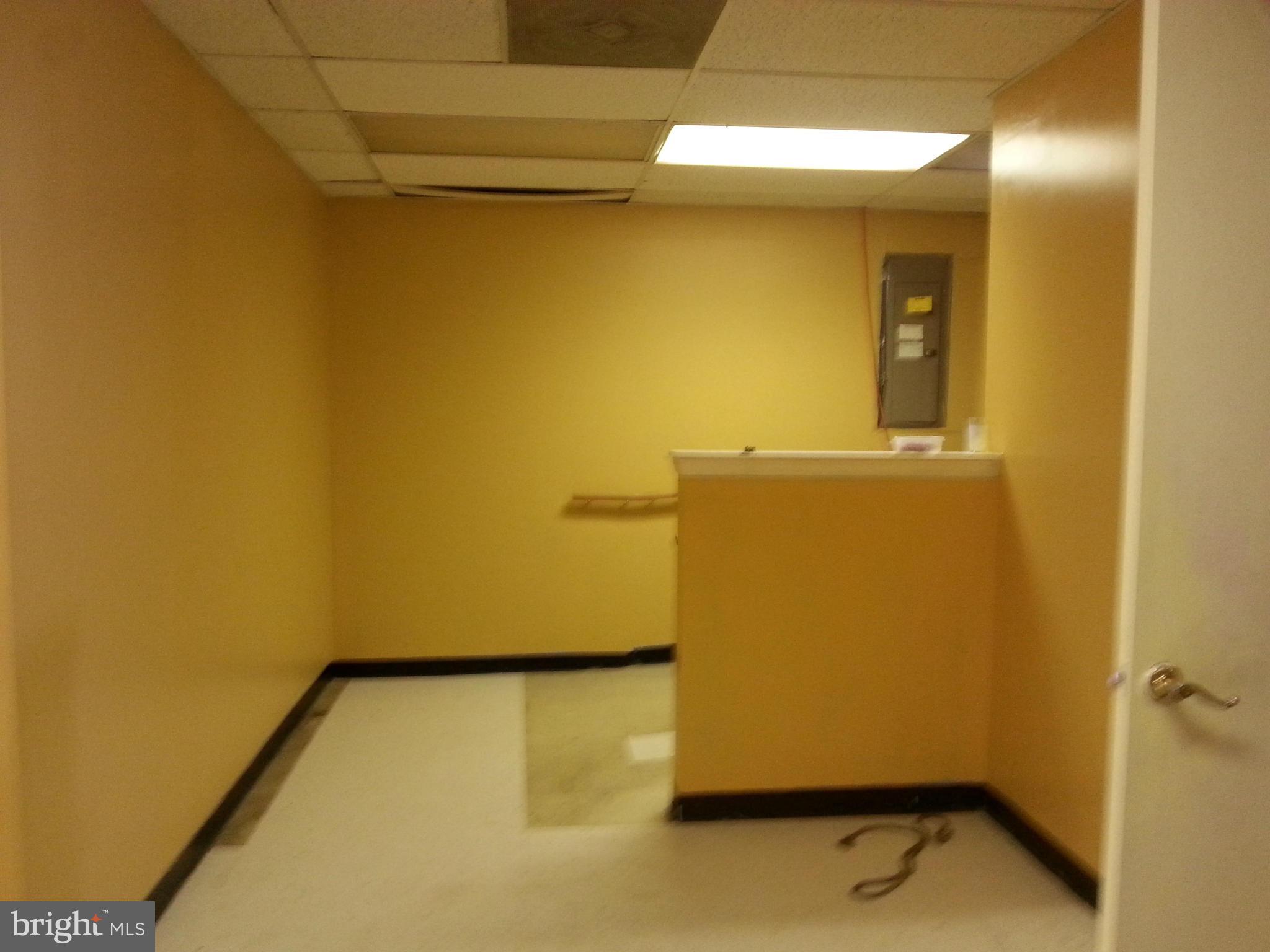 ABERDEEN HILLS - Commercial Sale