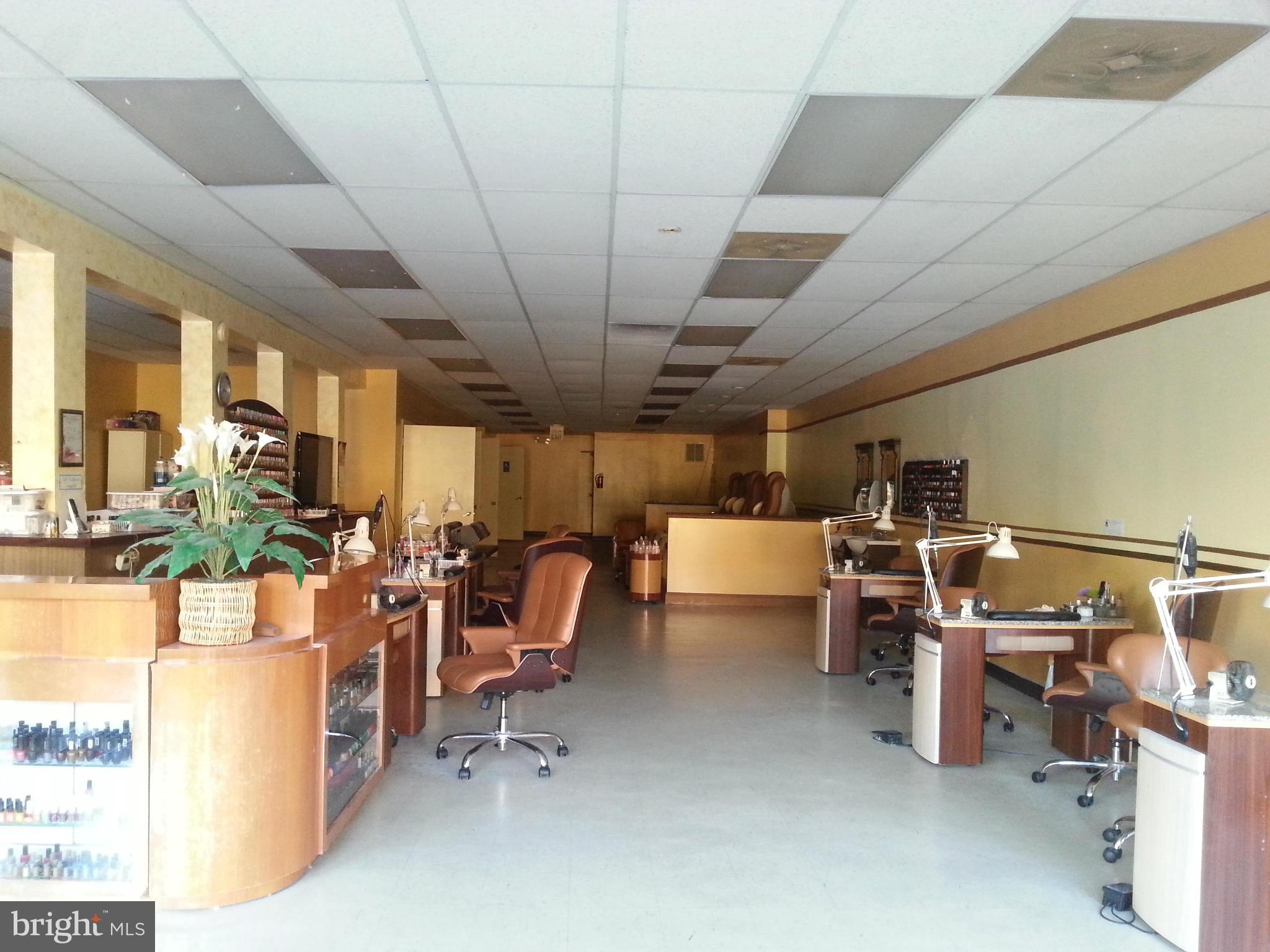 ABERDEEN HILLS - Commercial Sale