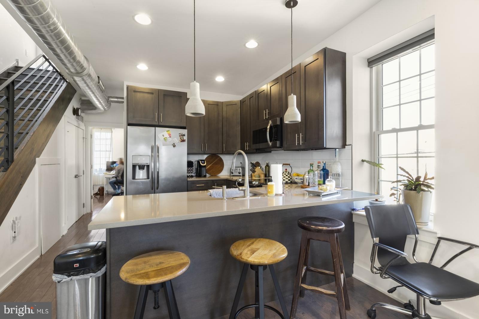 OLDE KENSINGTON - Residential Lease