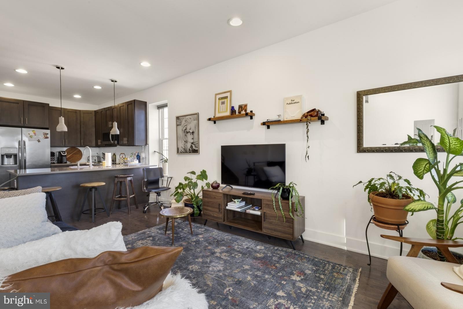 OLDE KENSINGTON - Residential Lease