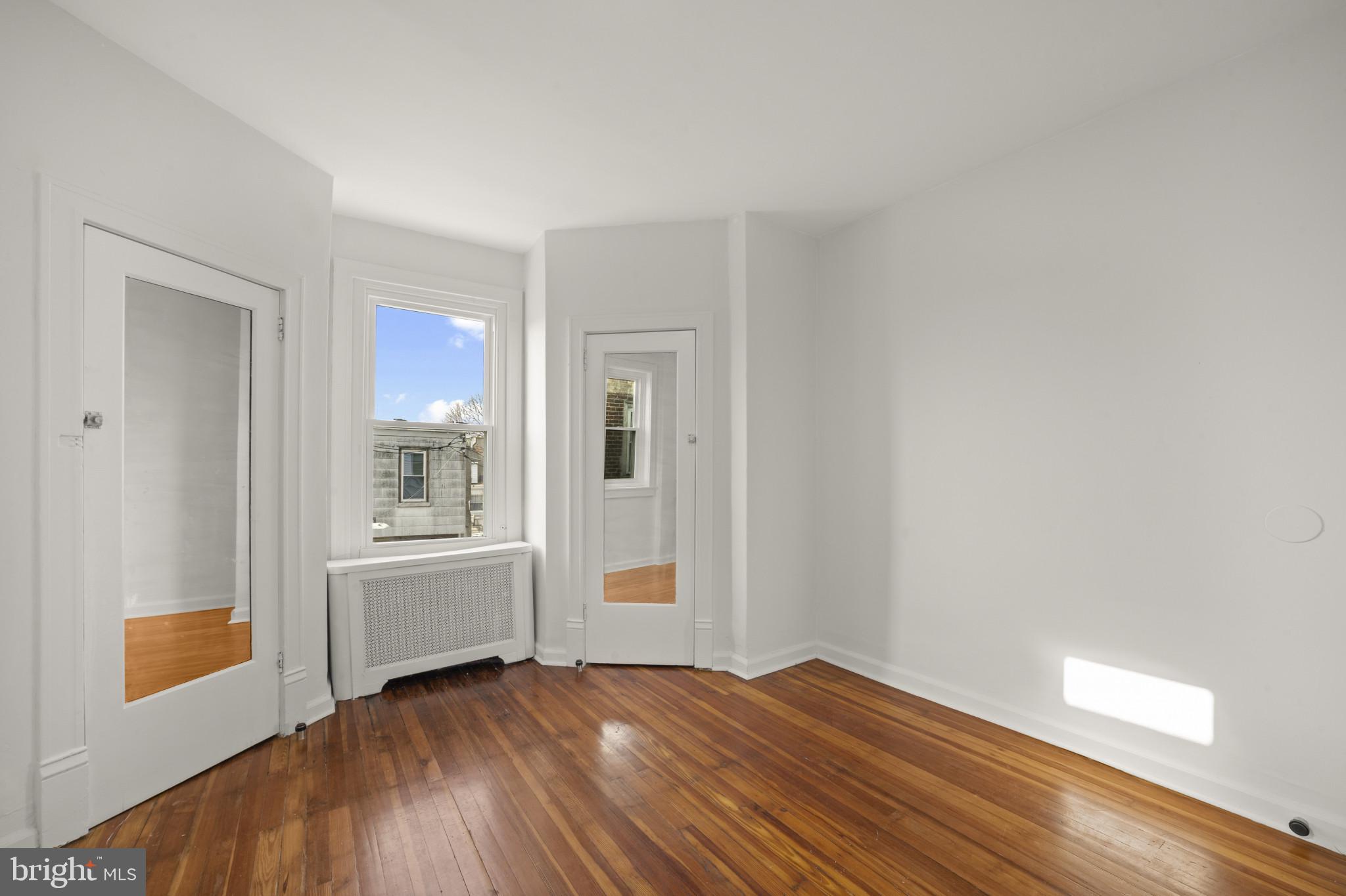 WEST OAK LANE - Residential