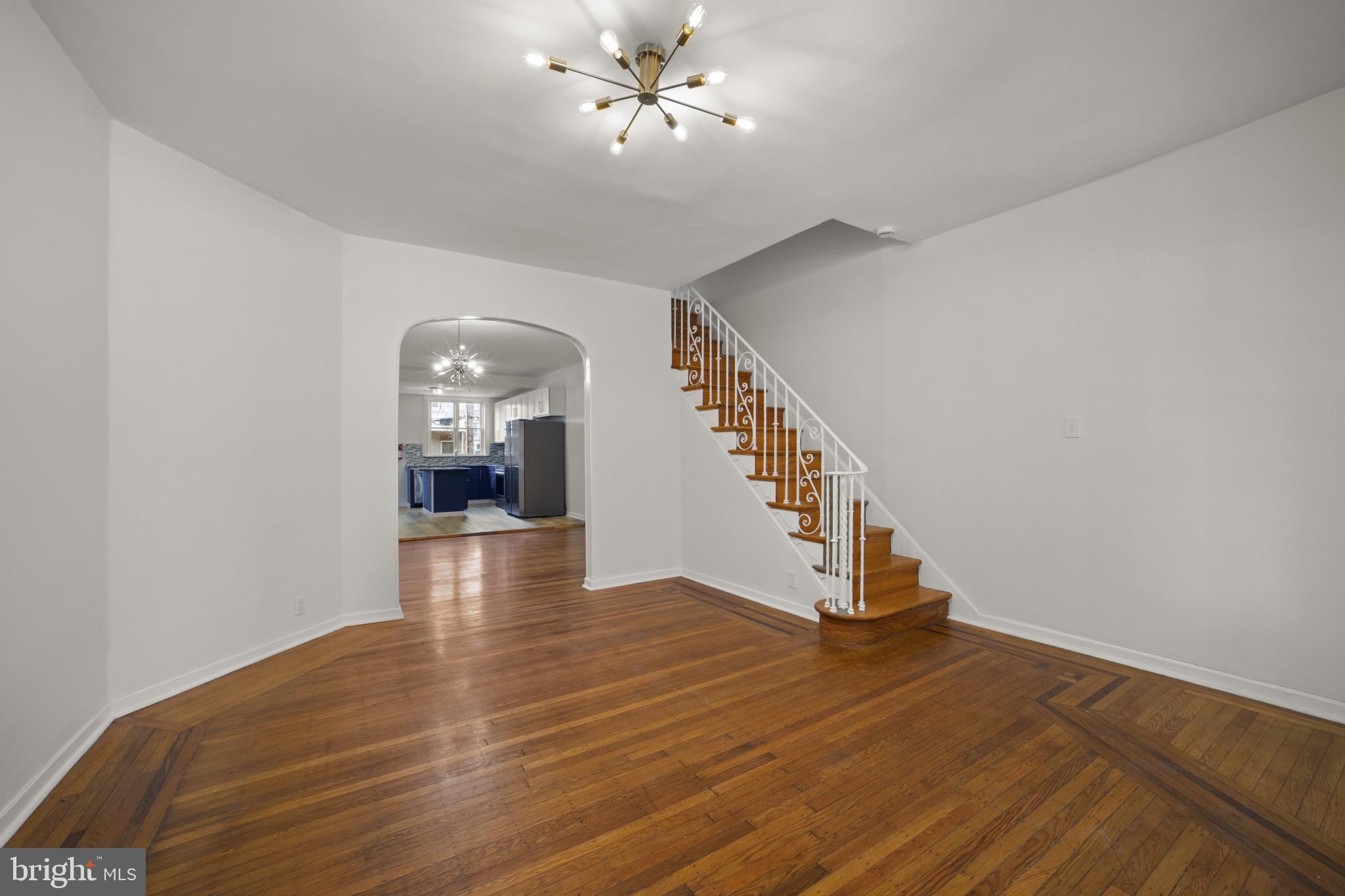 WEST OAK LANE - Residential