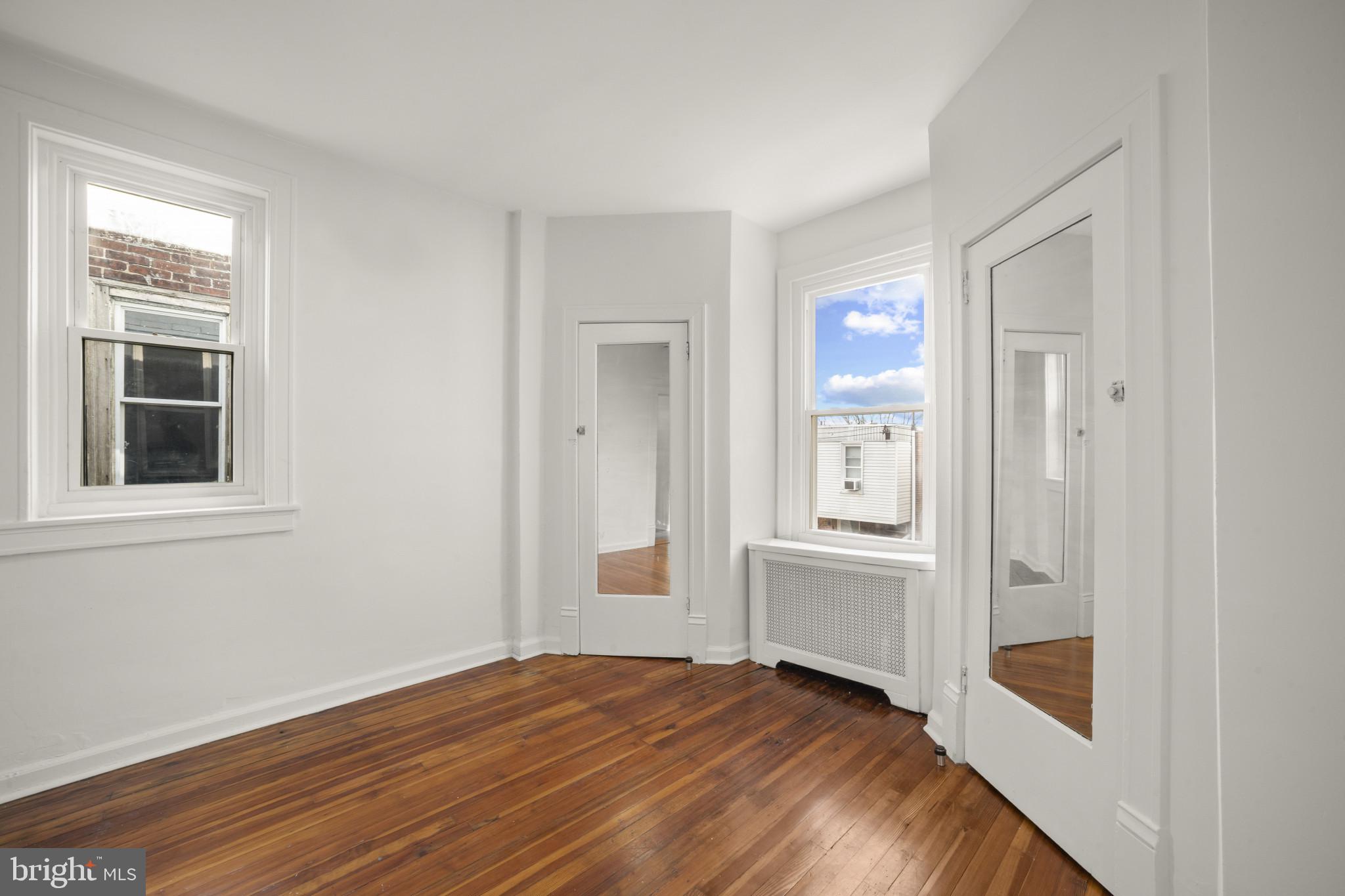 WEST OAK LANE - Residential