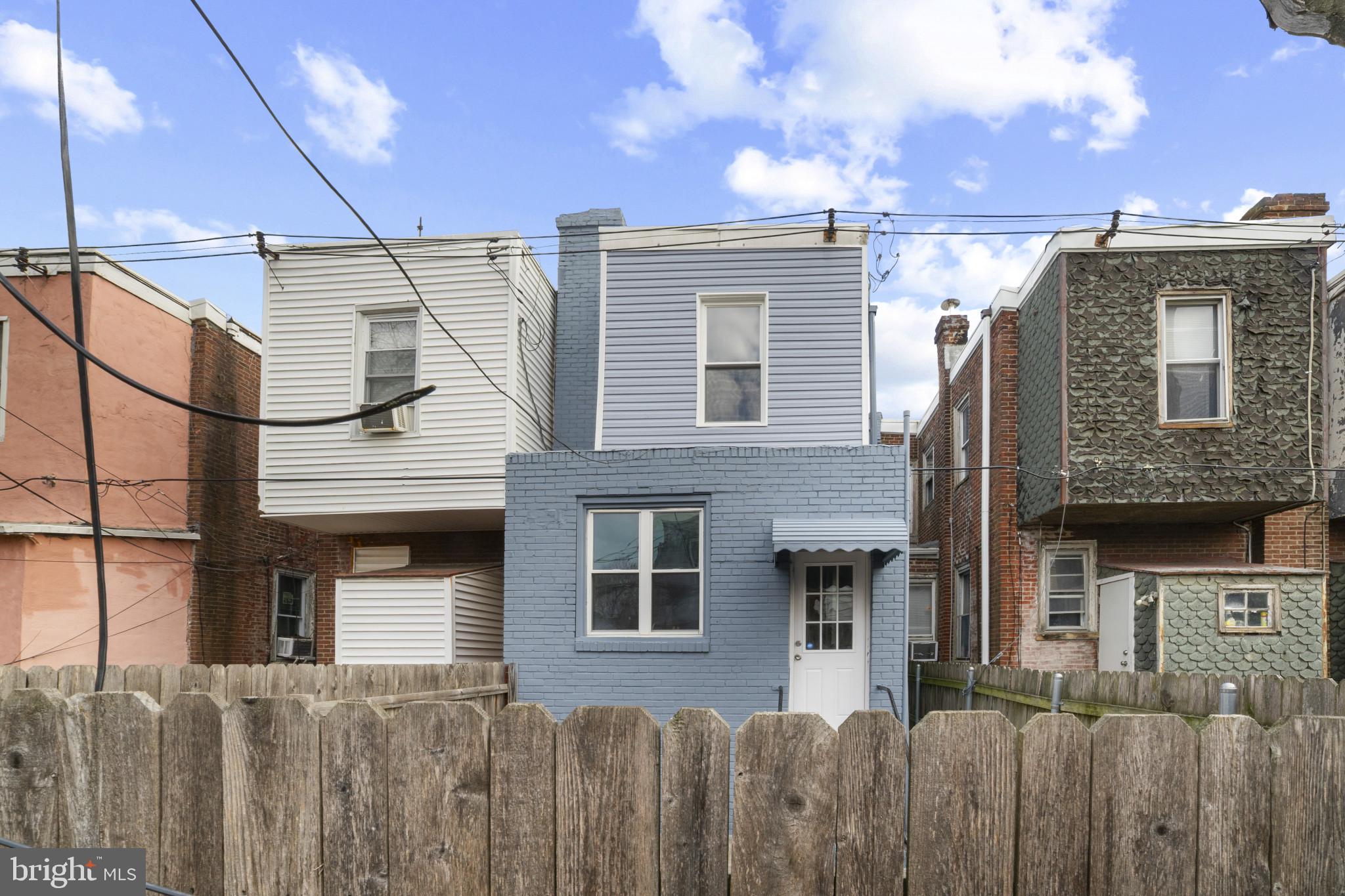 WEST OAK LANE - Residential