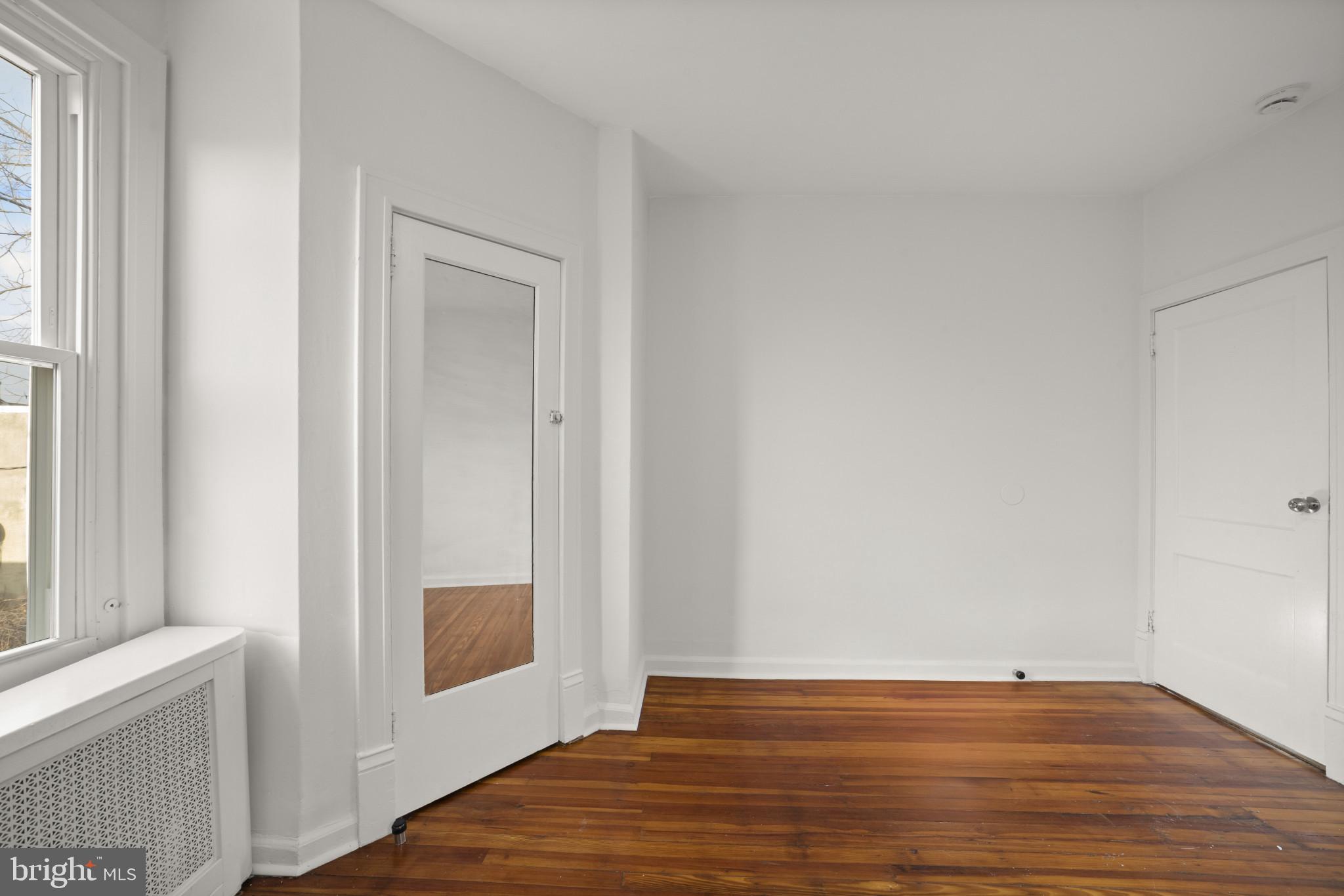 WEST OAK LANE - Residential