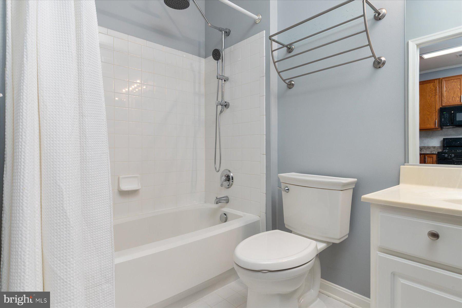 BOWIE TOWERS - Residential