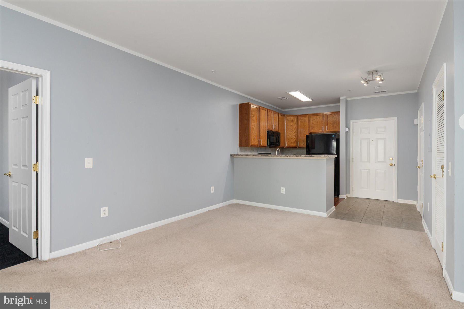 BOWIE TOWERS - Residential