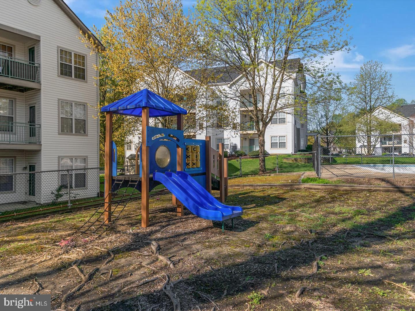 BOWIE TOWERS - Residential