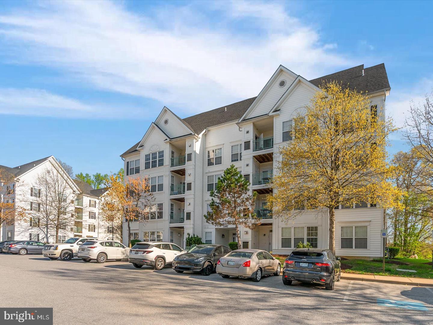 BOWIE TOWERS - Residential