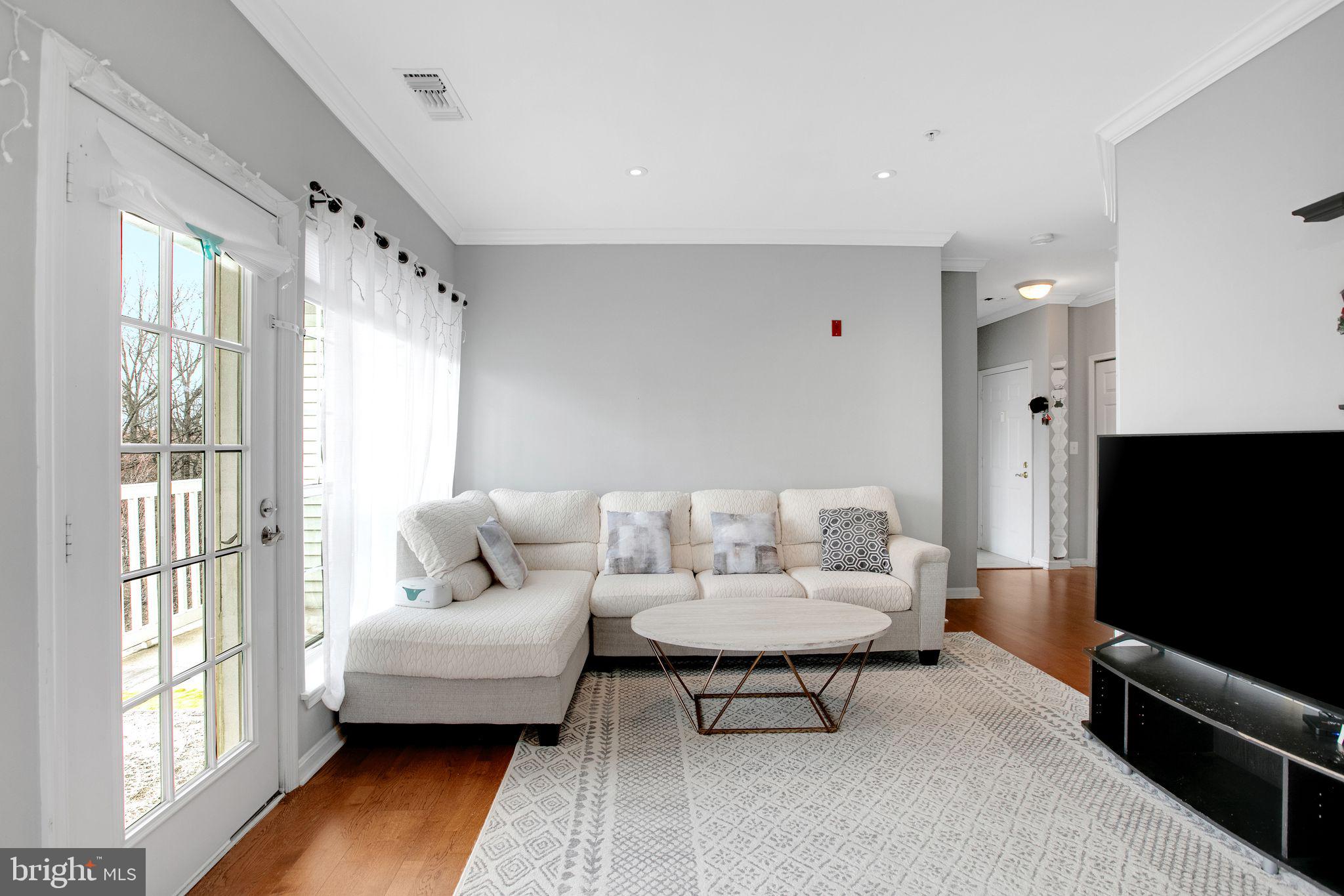 4551 STRUTFIELD LANE 4337